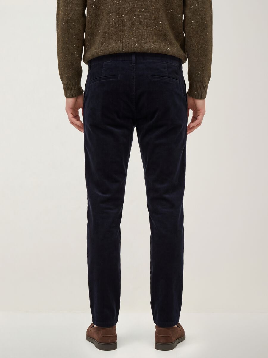 Pantaloni chino blu in cotone elasticizzato regular fit a costine_3