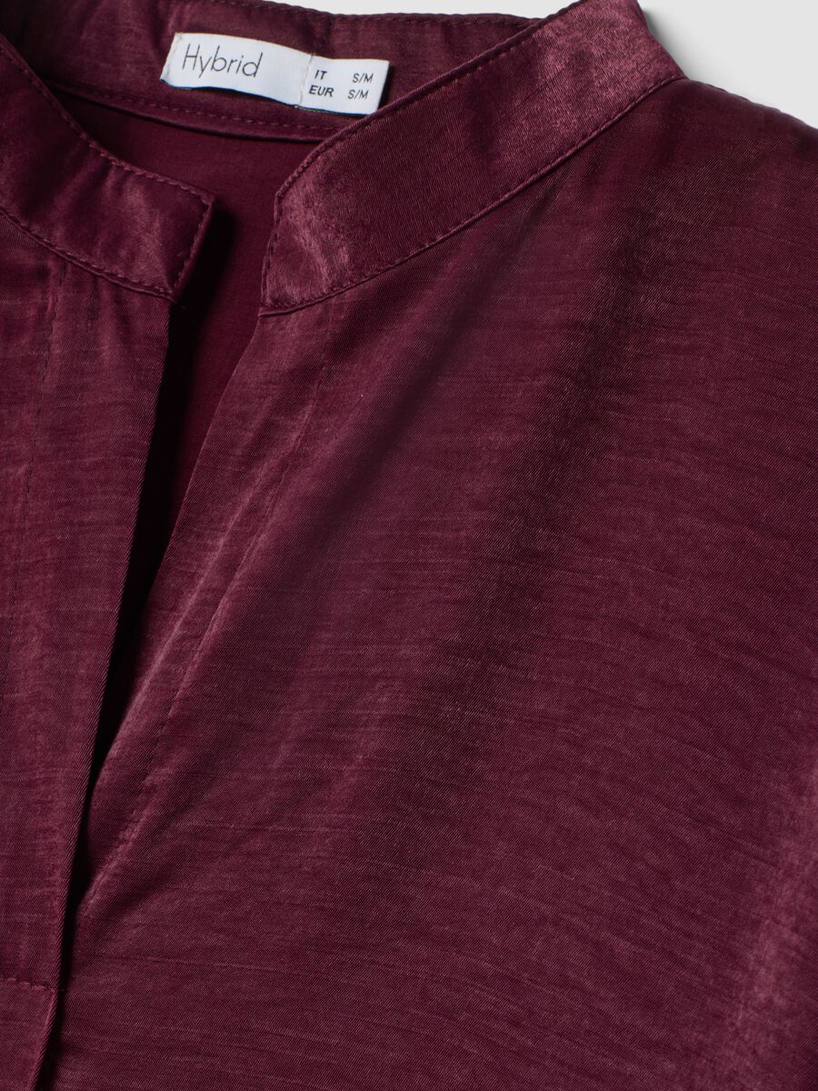 Red regular-fit viscose-blend blouse with Mandarin collar_1
