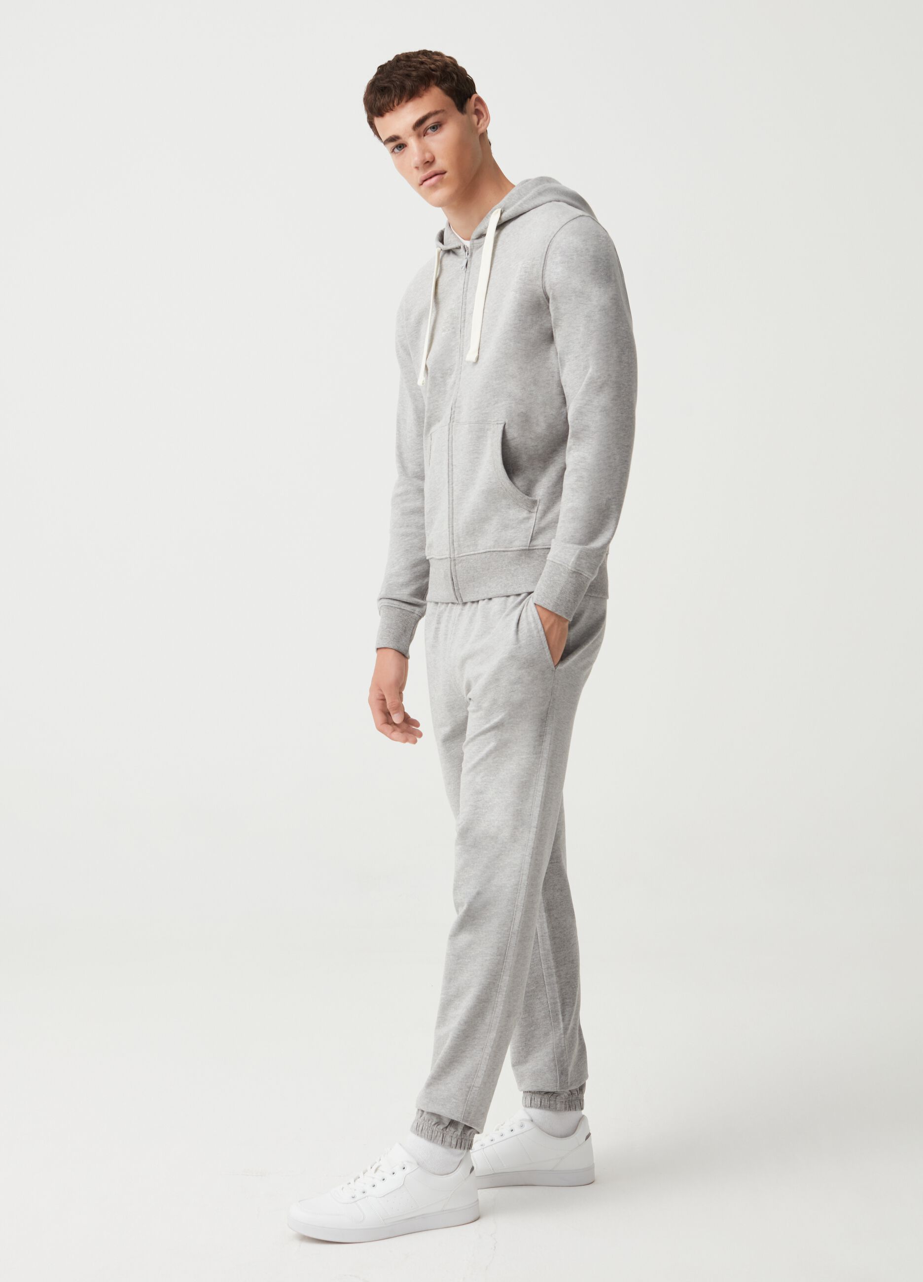 Abbigliamento online uomo sportivo