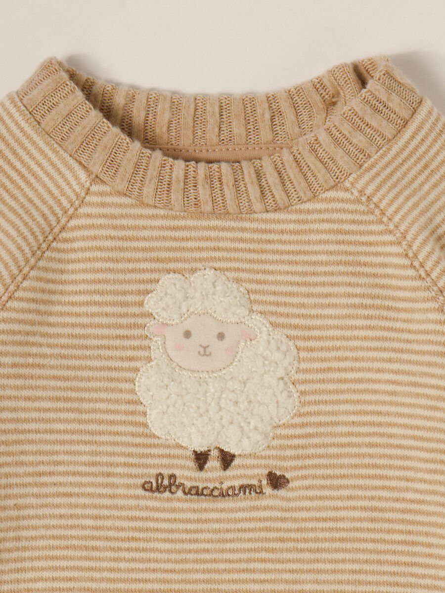Beige striped set with embroidered sheep_2