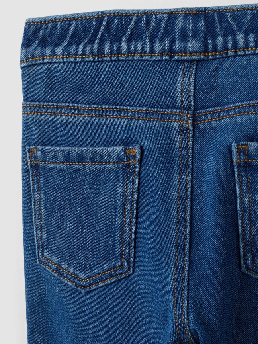 Jeggings blu flare fit in cotone elasticizzato per bambina_3