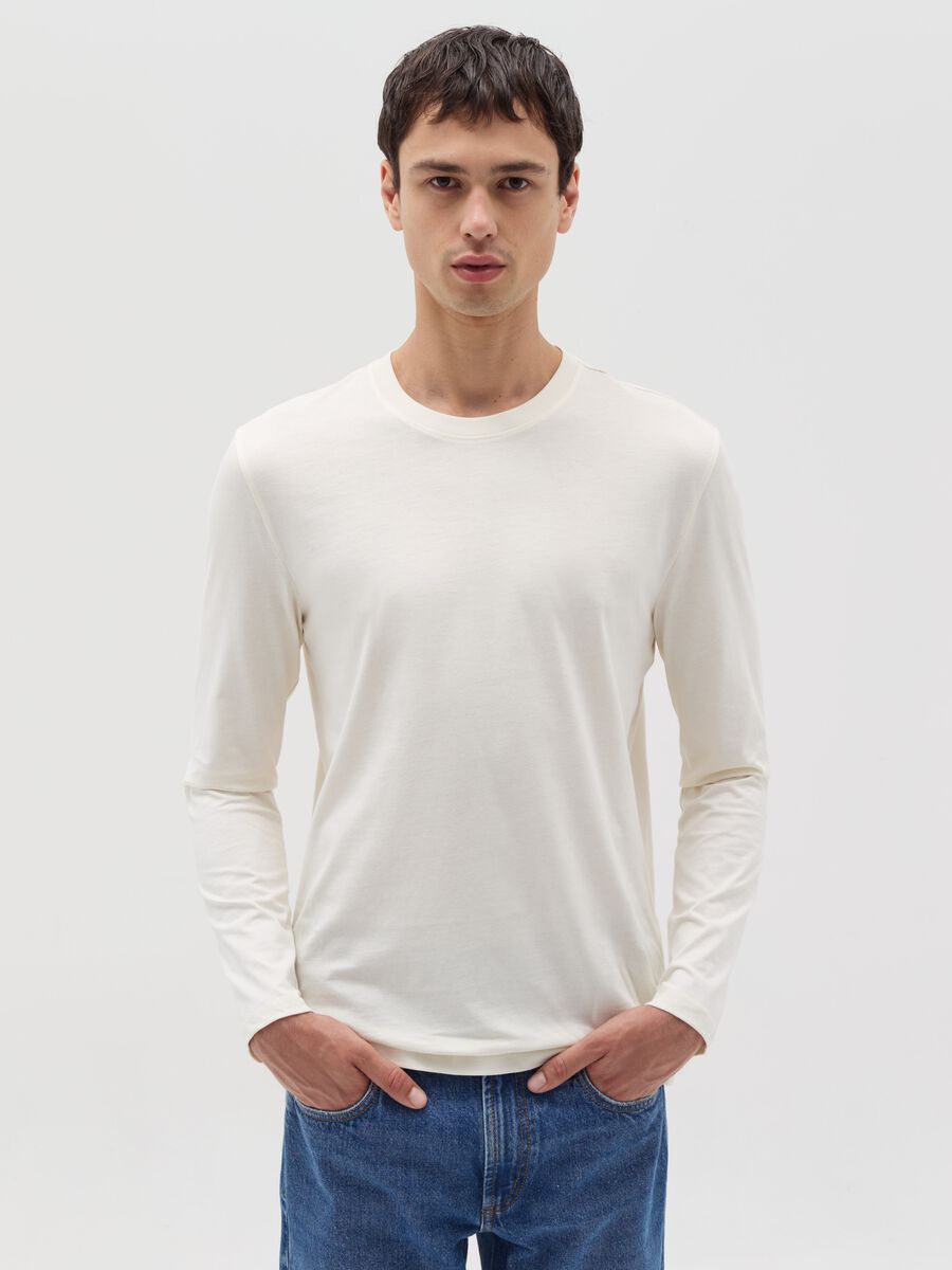 T-shirt girocollo a maniche lunghe_0