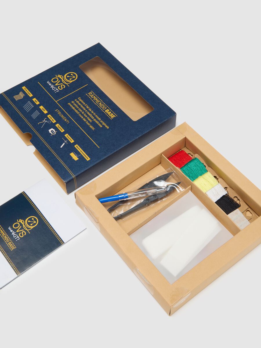 Basic Multicolour Mending Kit_2