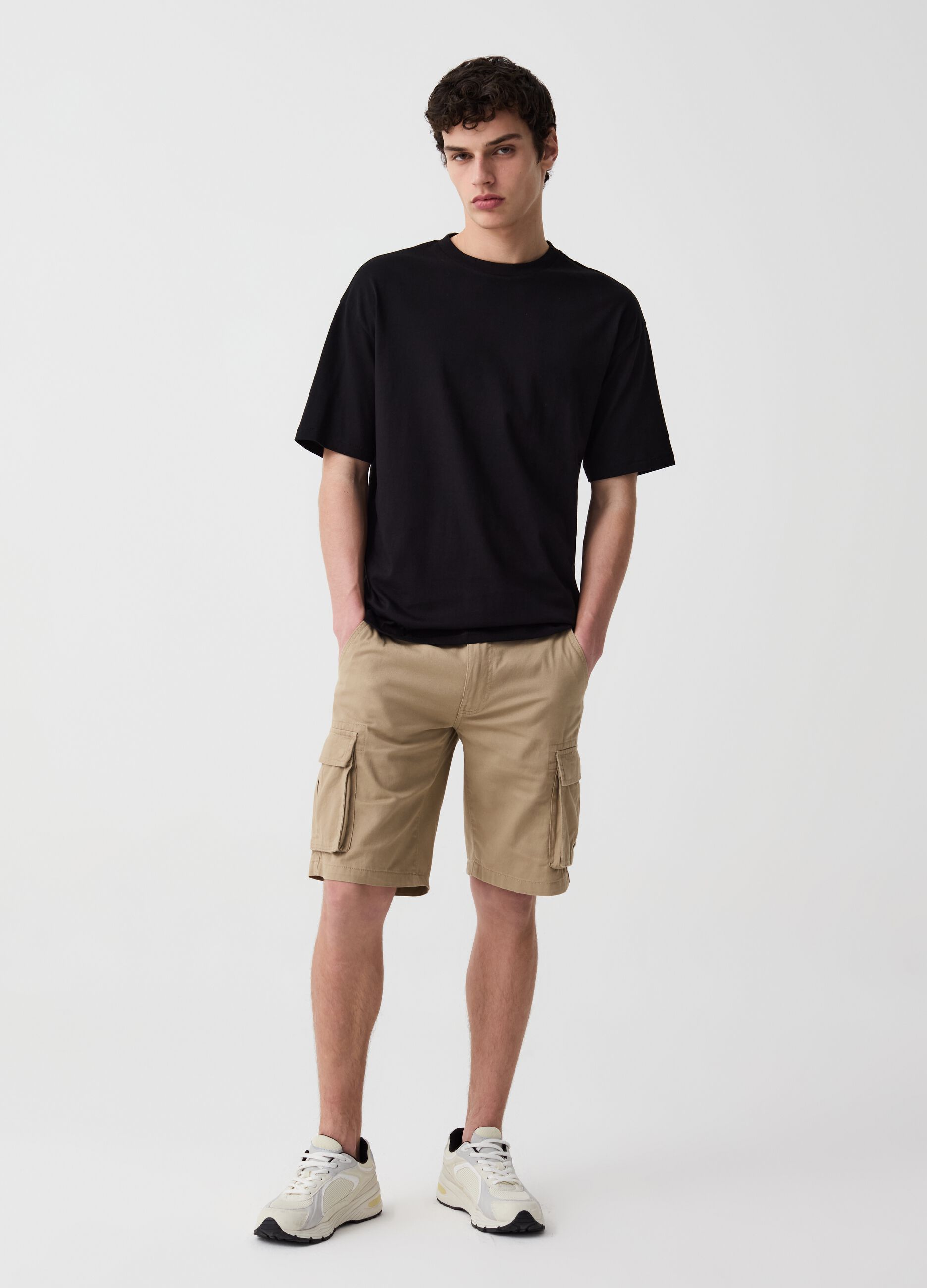 Cotton cargo Bermuda shorts