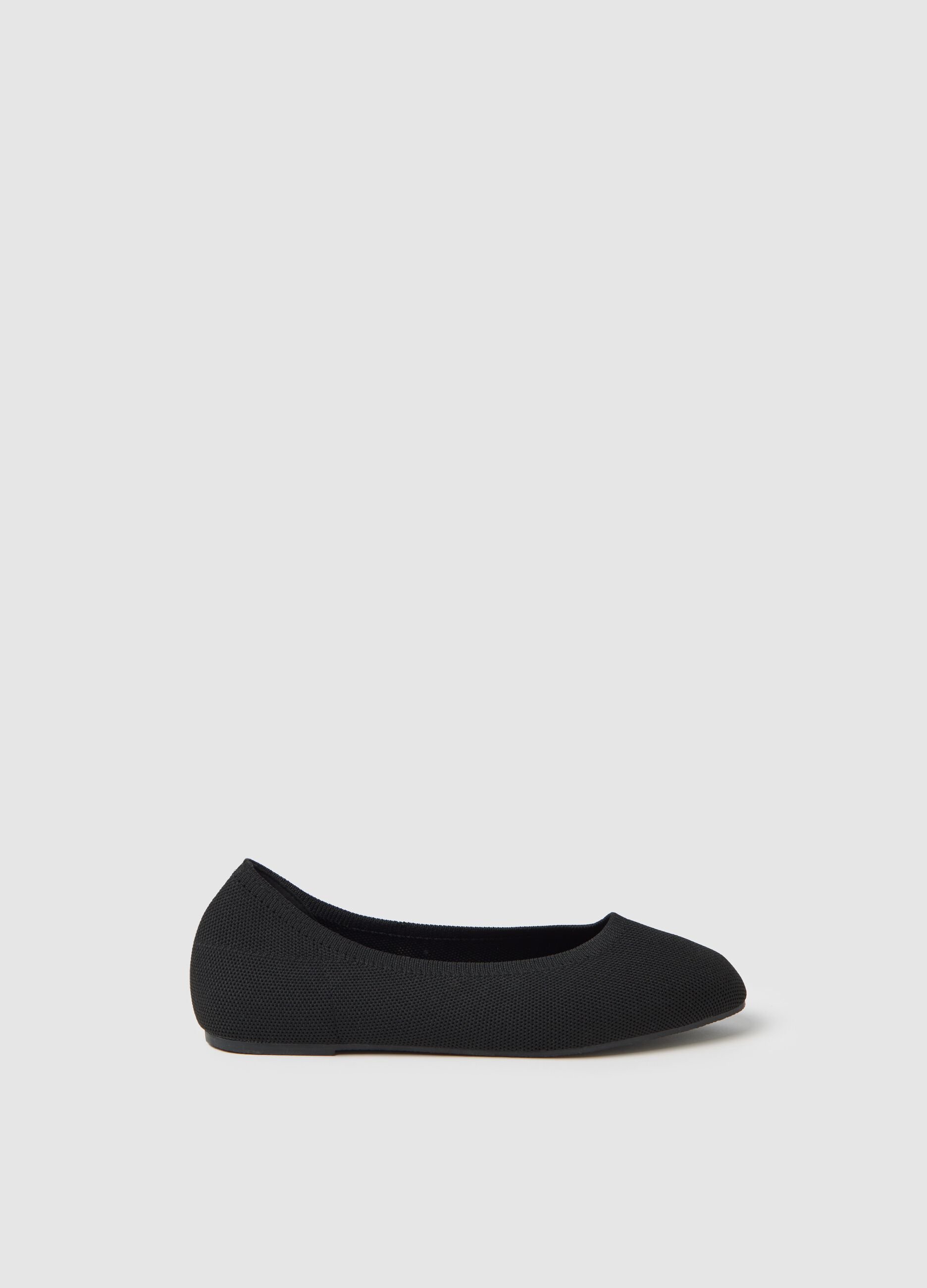 Black Fabric Blend Ballet Flats
