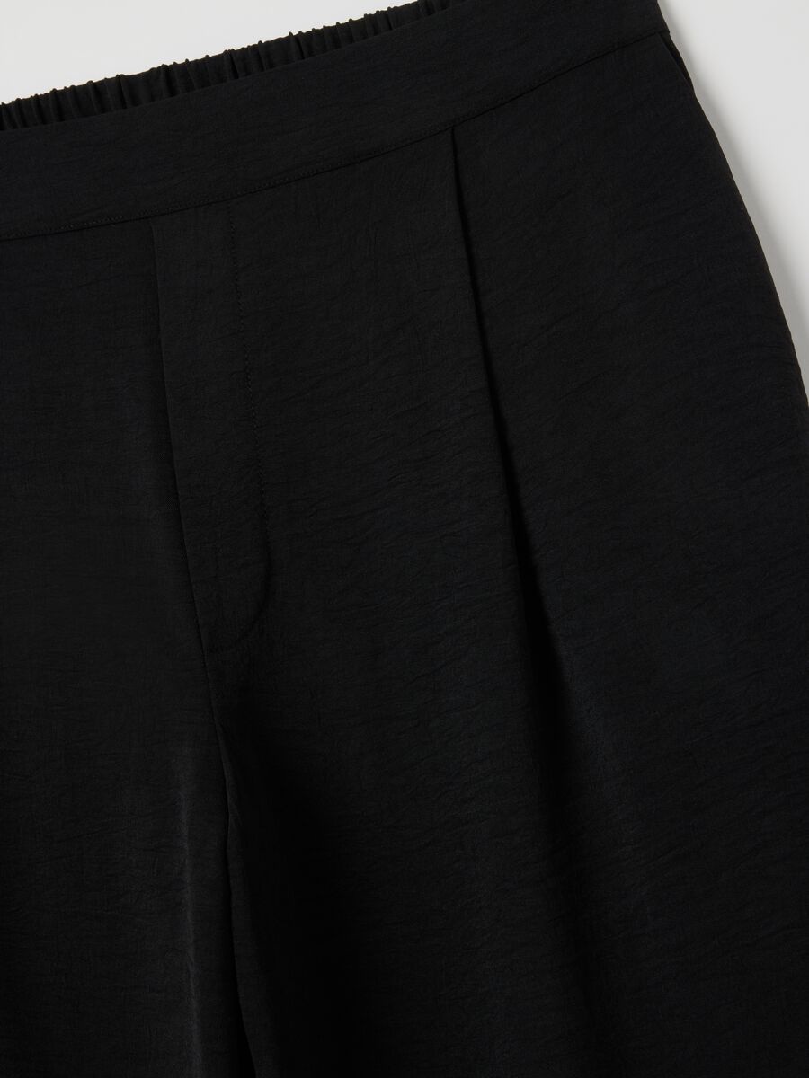 Women's Black Regular Fit Trousers_5