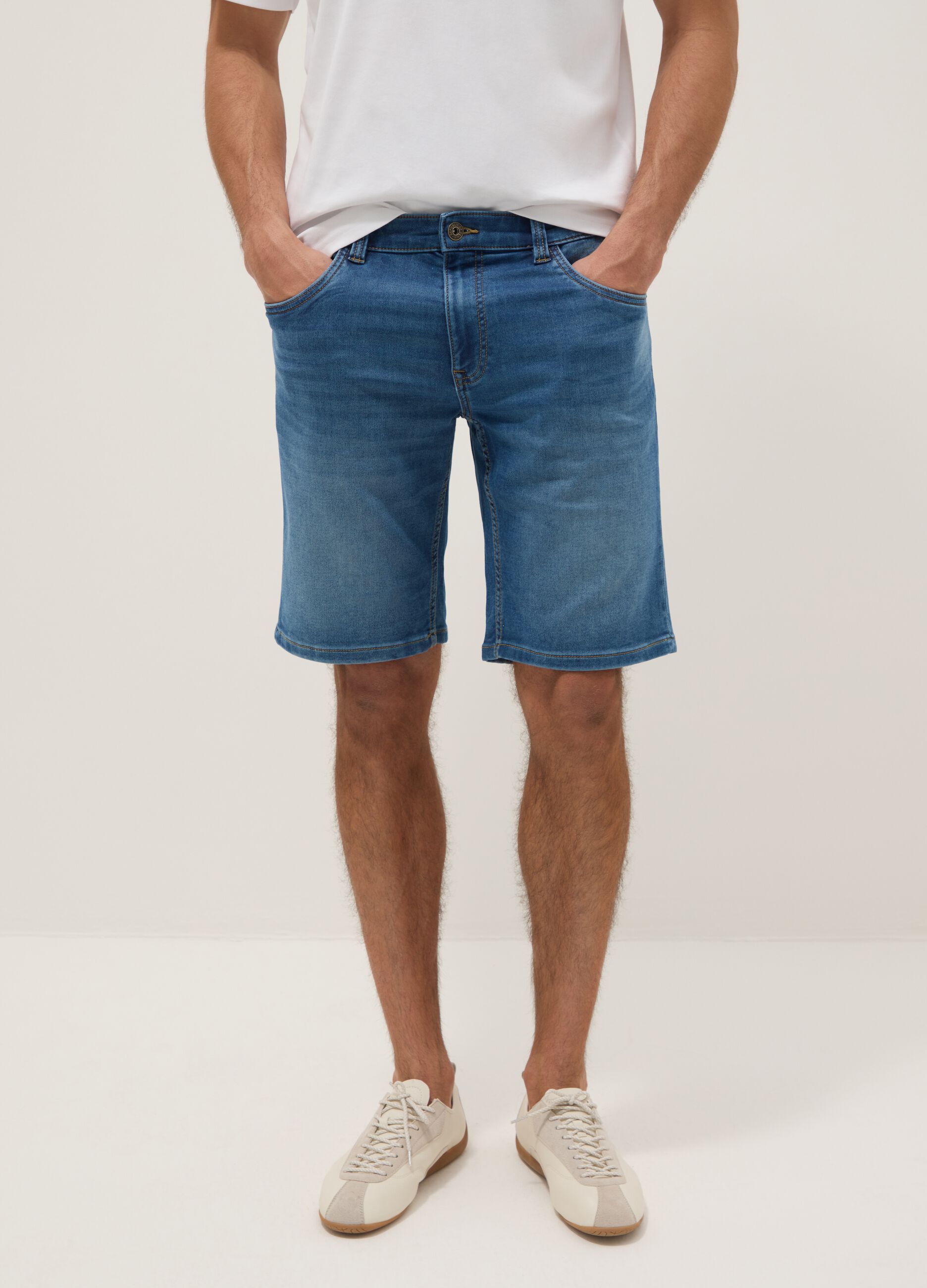 Slim-fit stretch cotton shorts