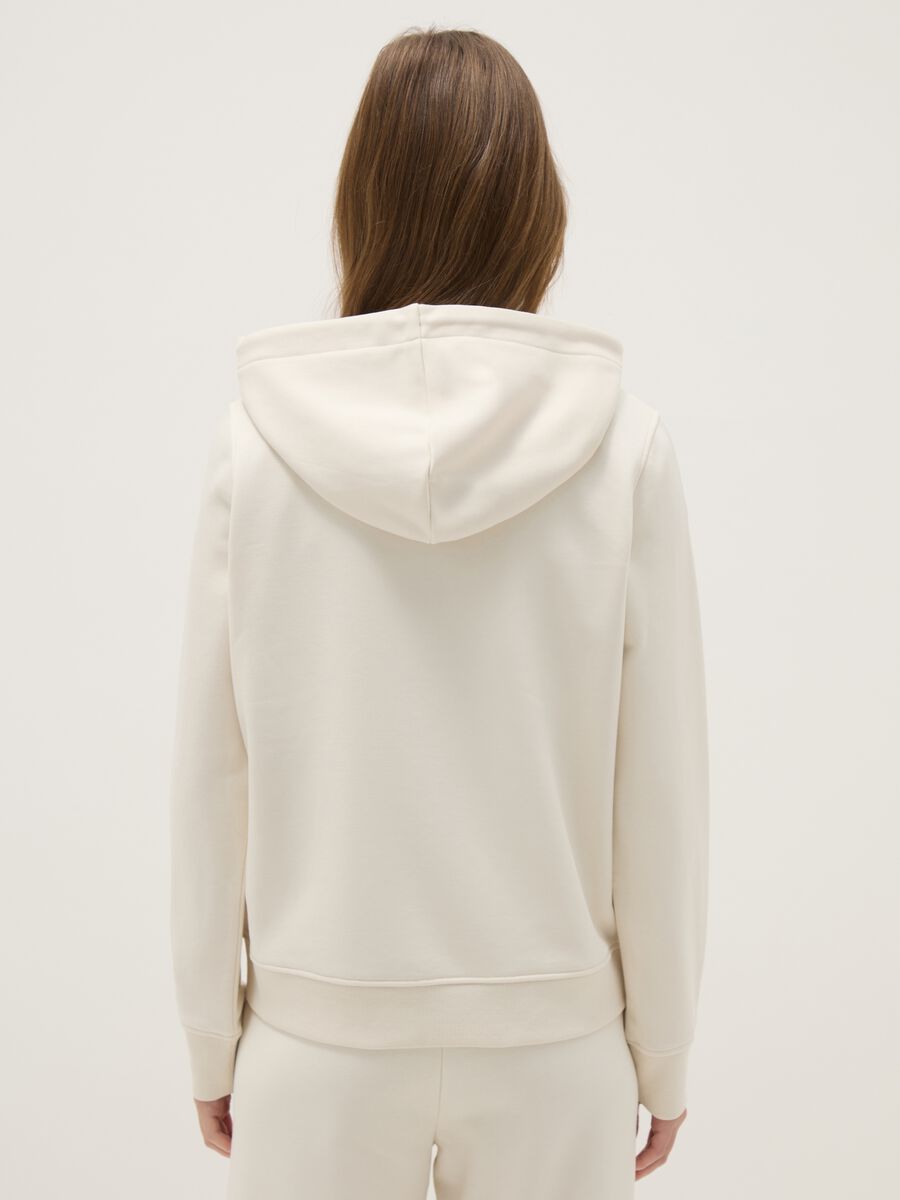 Beige cotton-blend regular fit hoodie with zip_2