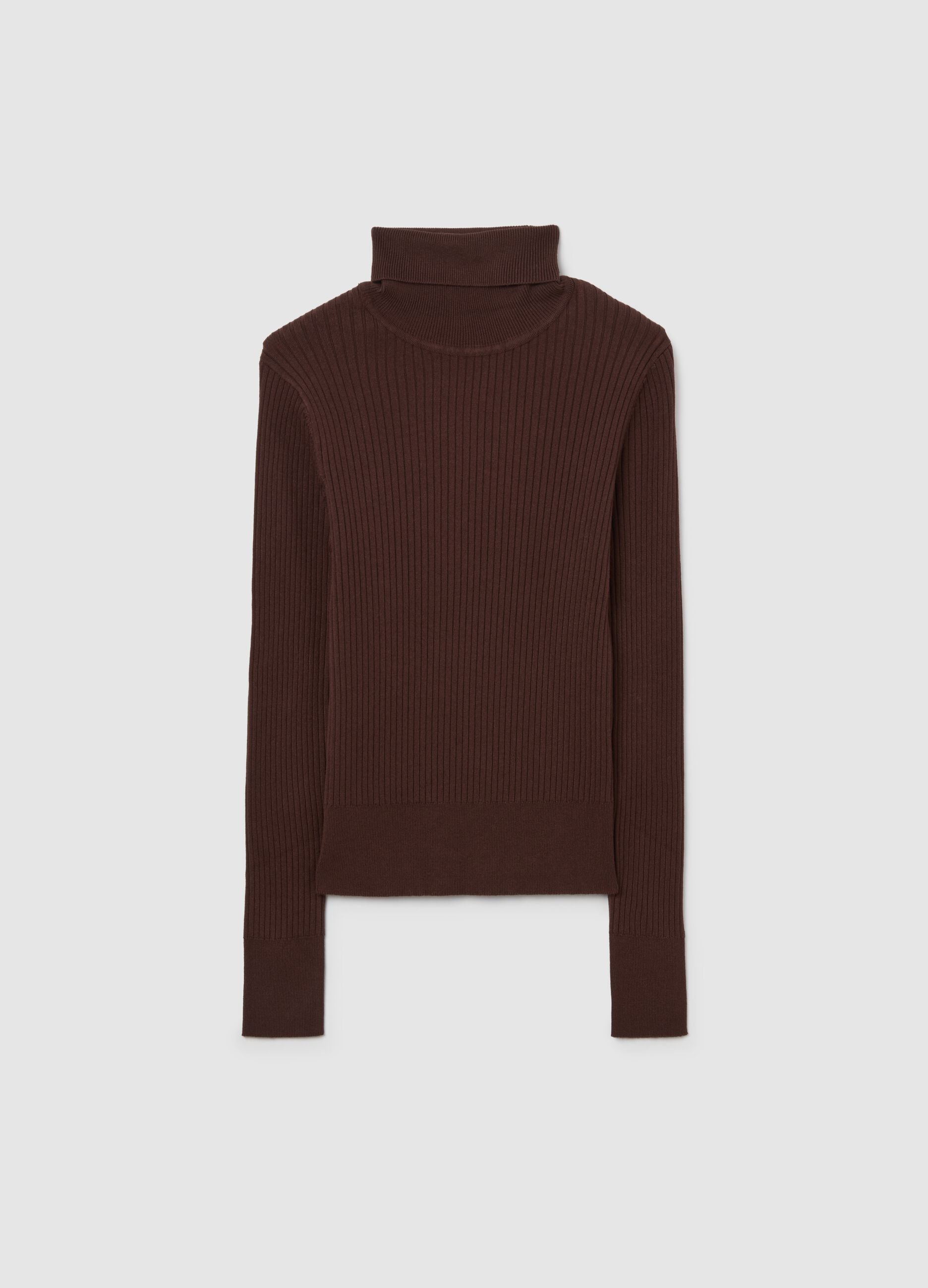 Brown turtleneck in viscose blend