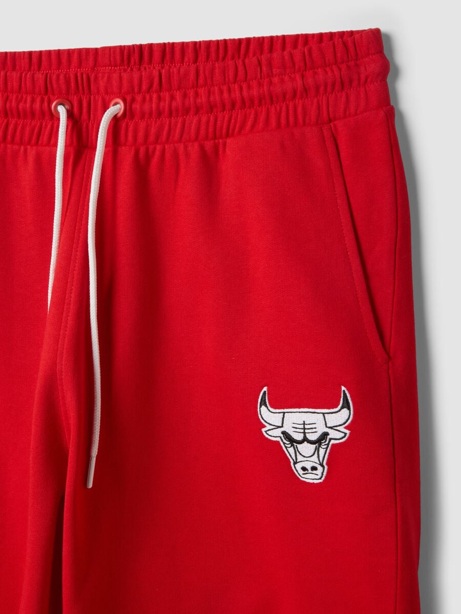 Shorts sportivi rossi in misto cotone  con logo Chicago Bulls_5