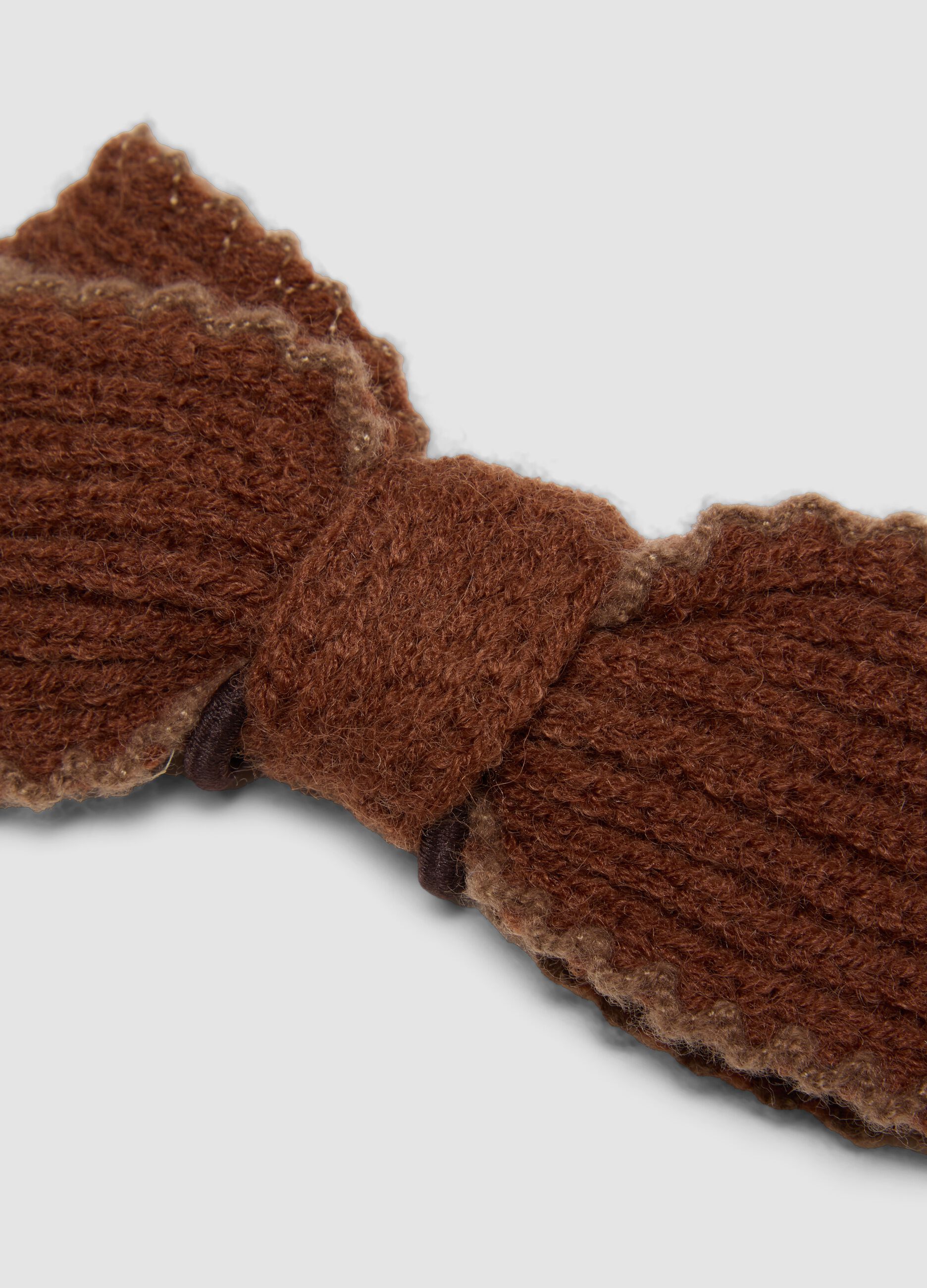 Brown hair tie with ribbed bow