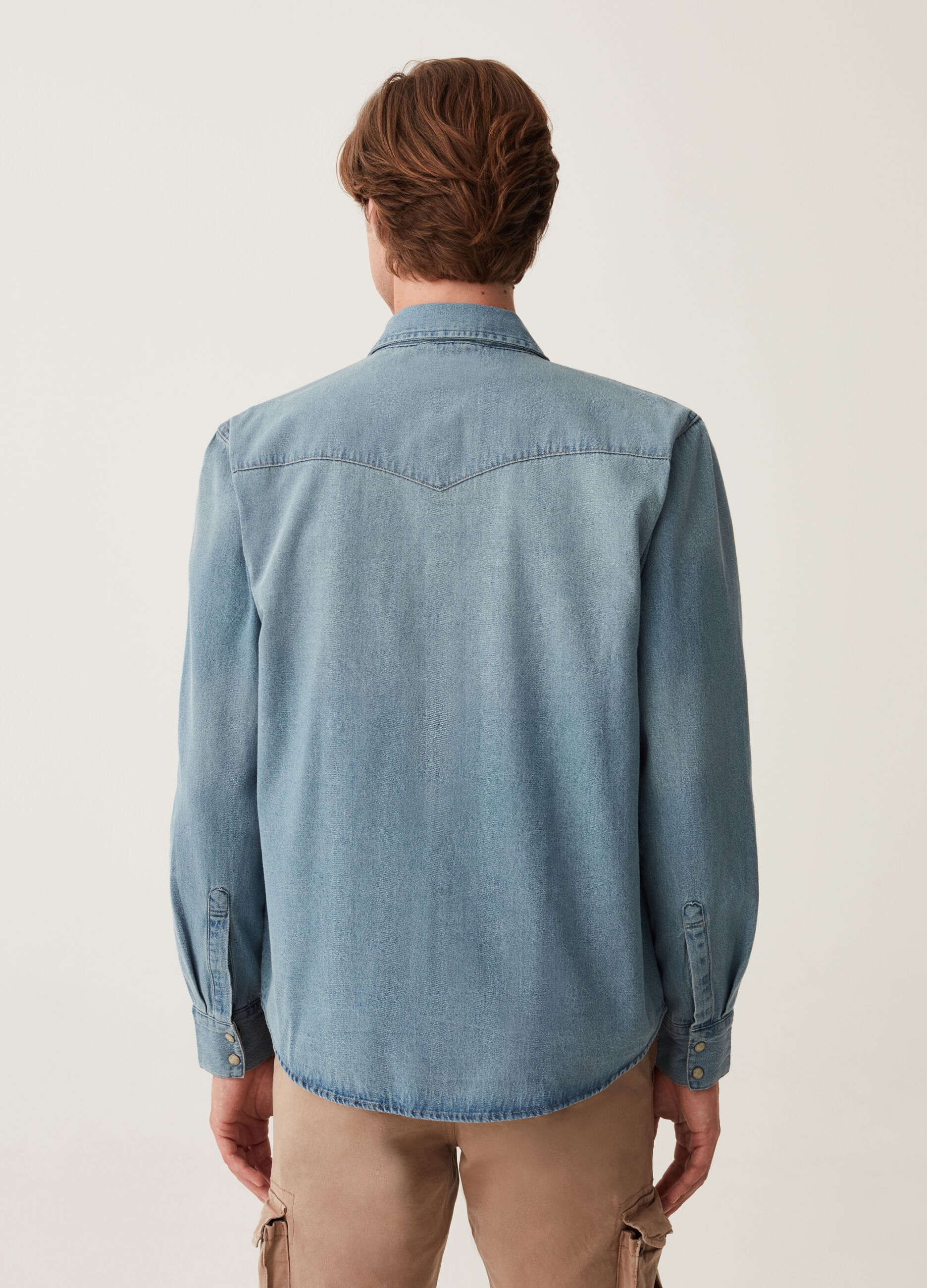 Camicia western in denim con bottoni perlati_2