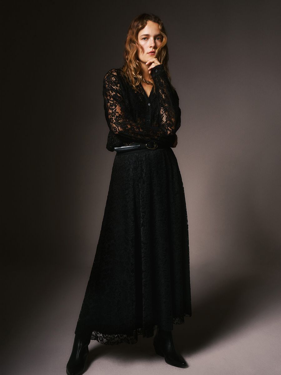 Long Black Skirt in Sheer Lace_0