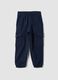 Pantaloni jogger blu in misto cotone con tasche cargo per bambino_0