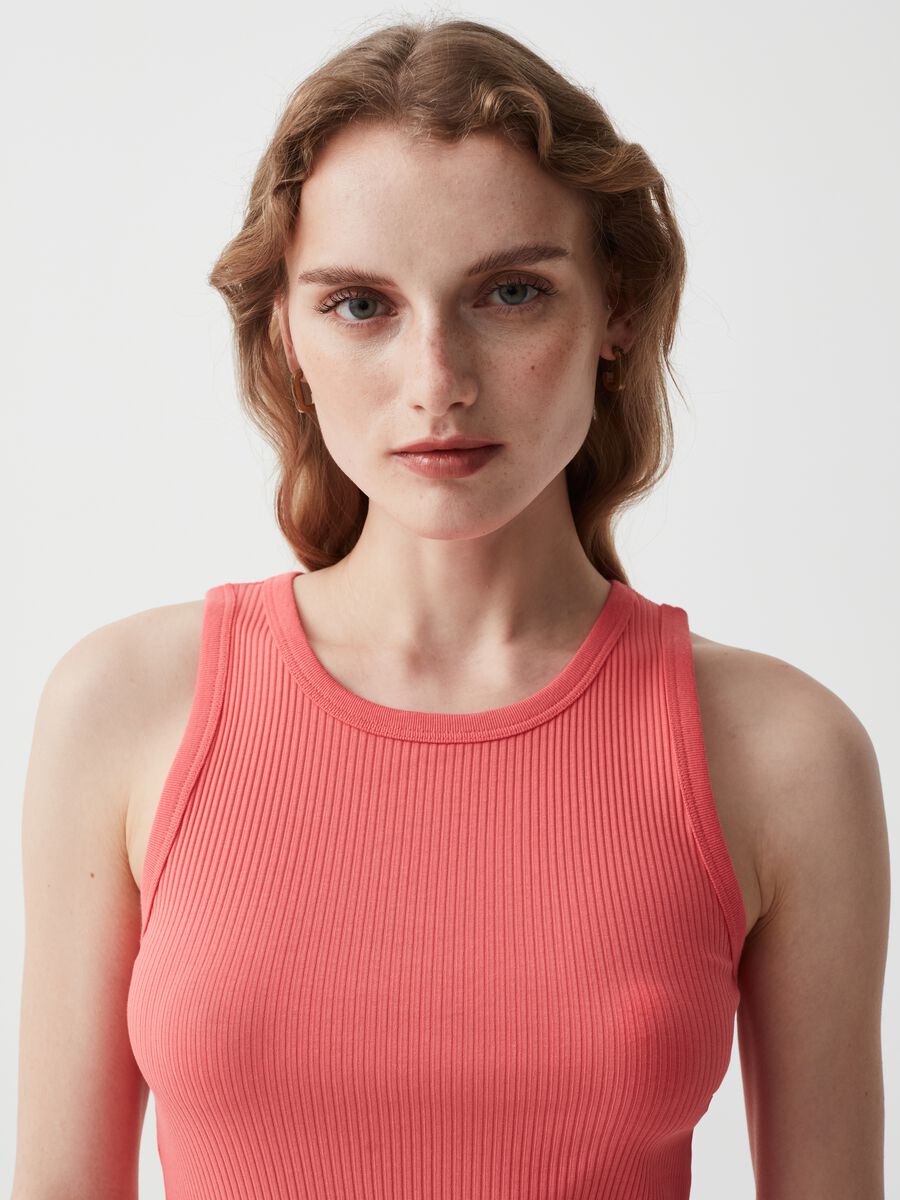 Essential tank top with narrow ribbing_1