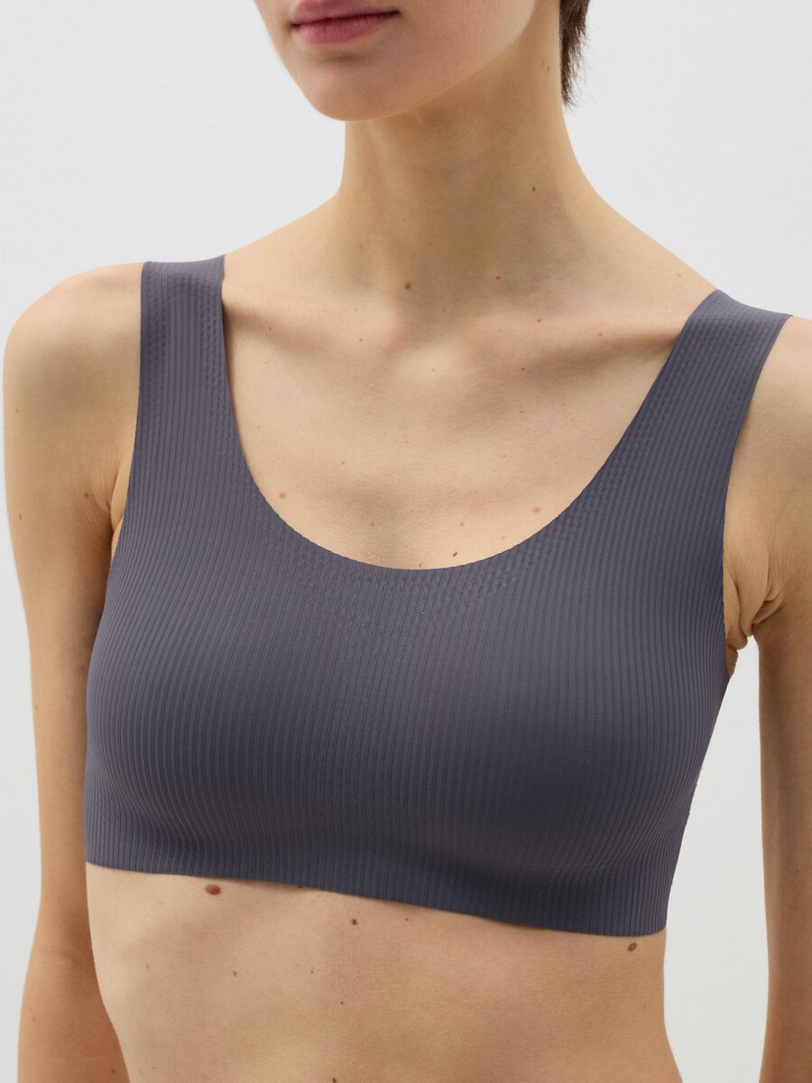 Seam-free ribbed bralette_1