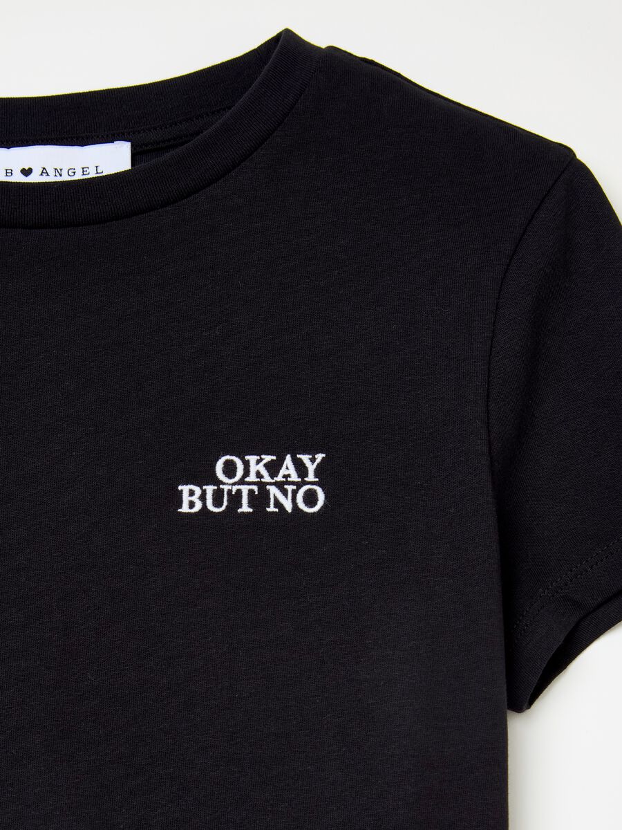 Crop T-shirt with lettering embroidery_5