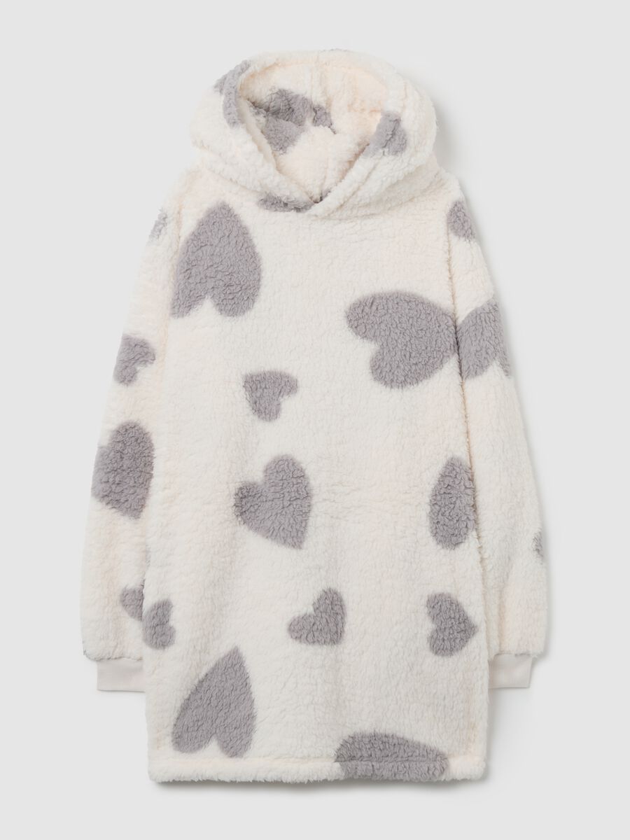 White Sherpa Dressing Gown with Grey Hearts_4