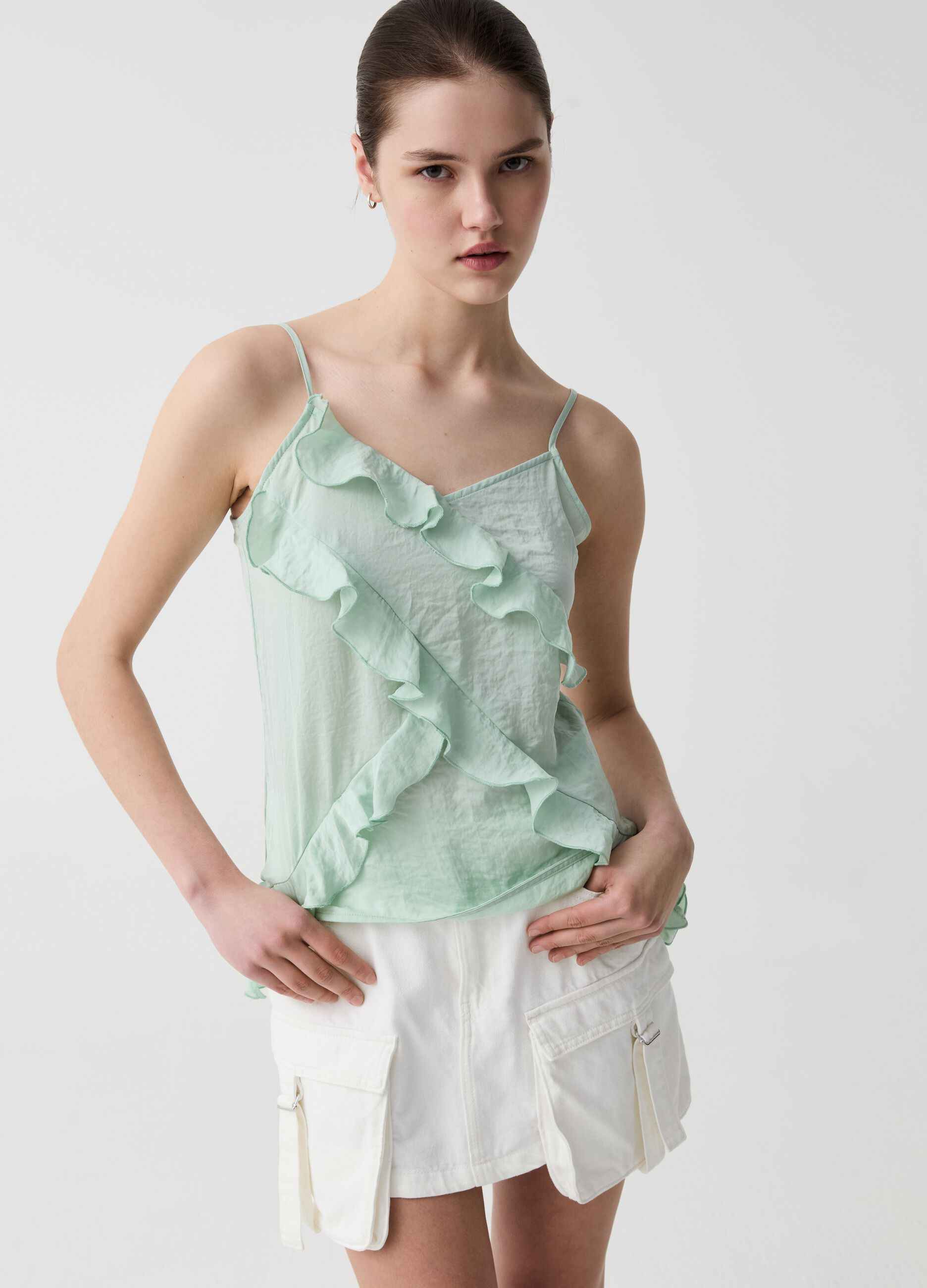 Crêpe tank top with flounce