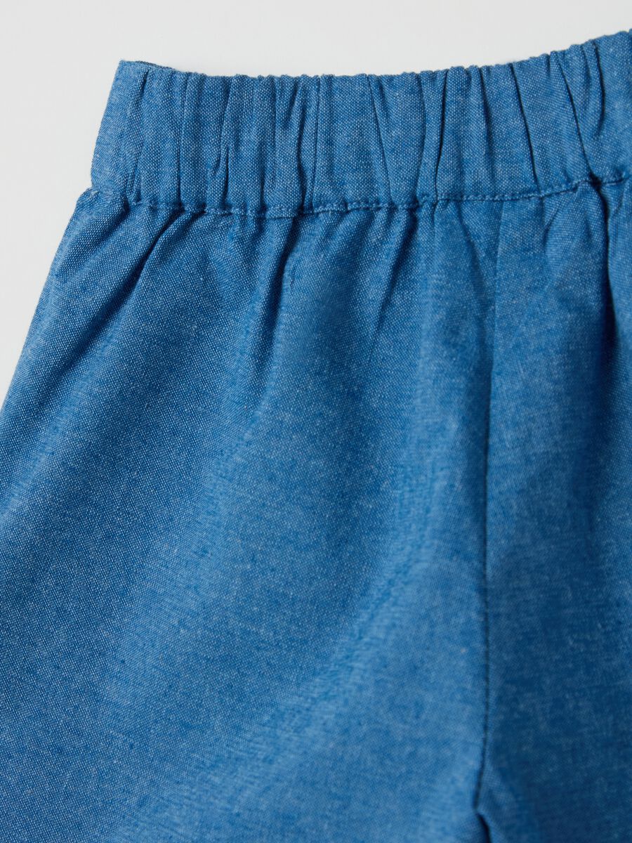 Cotton shorts with floral embroidery_3