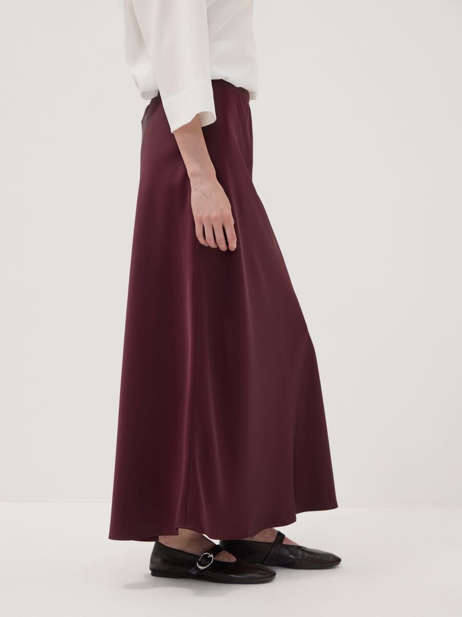 Red satin maxi skirt with elasticated waist_3