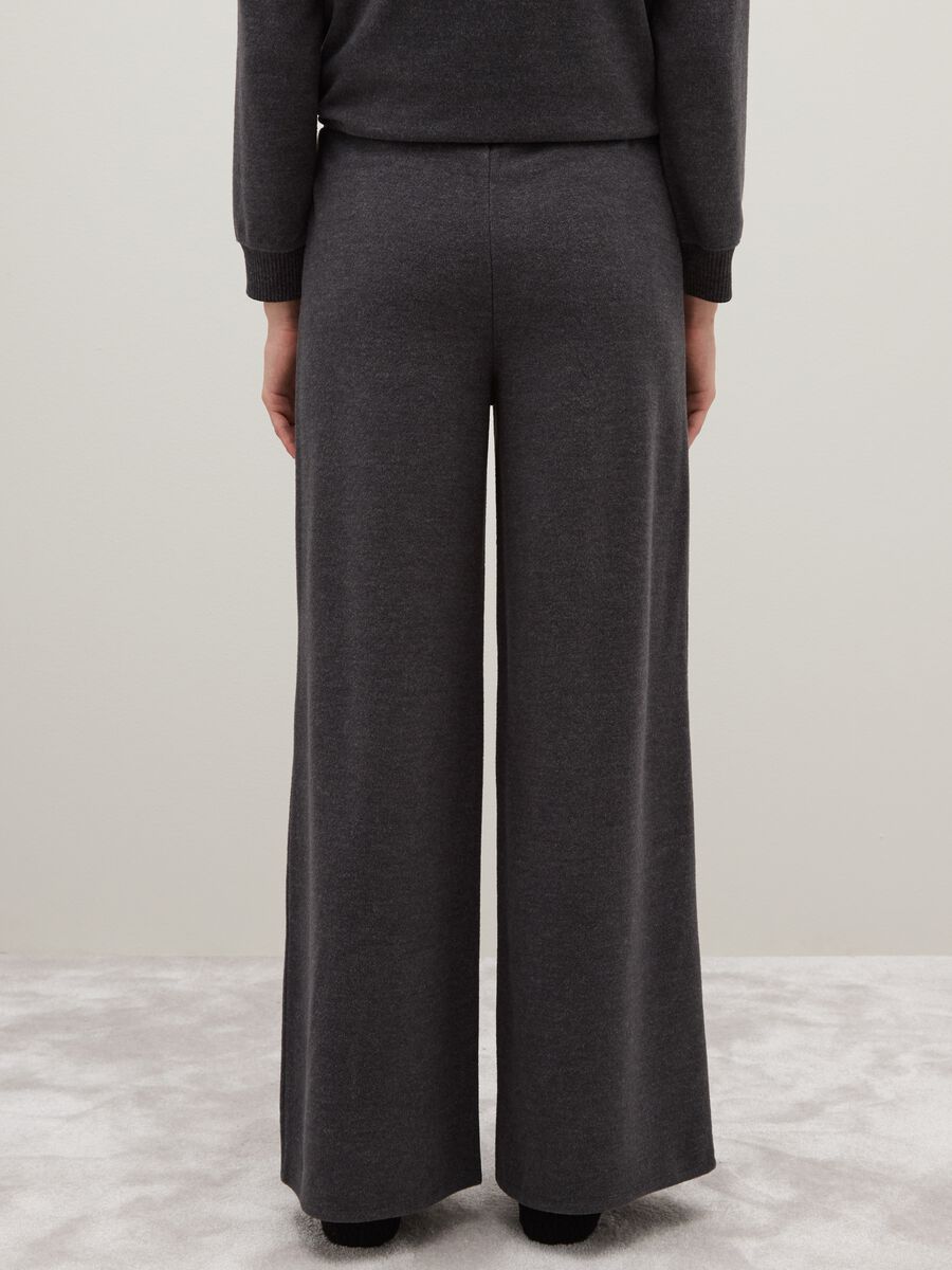 Pantaloni grigi wide leg_2