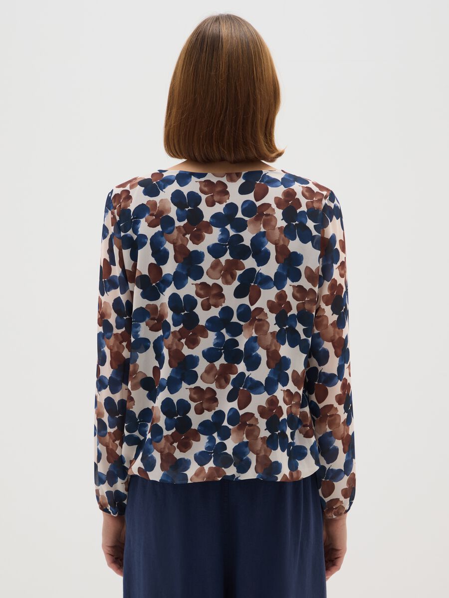 Multicolour regular fit blouse with flowers_2