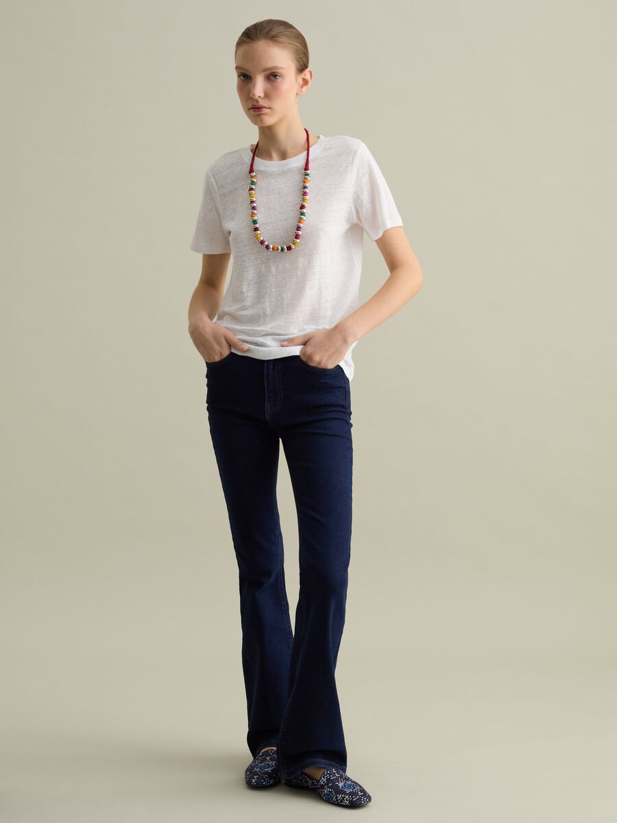 Flare-fit jeans with five pockets_0