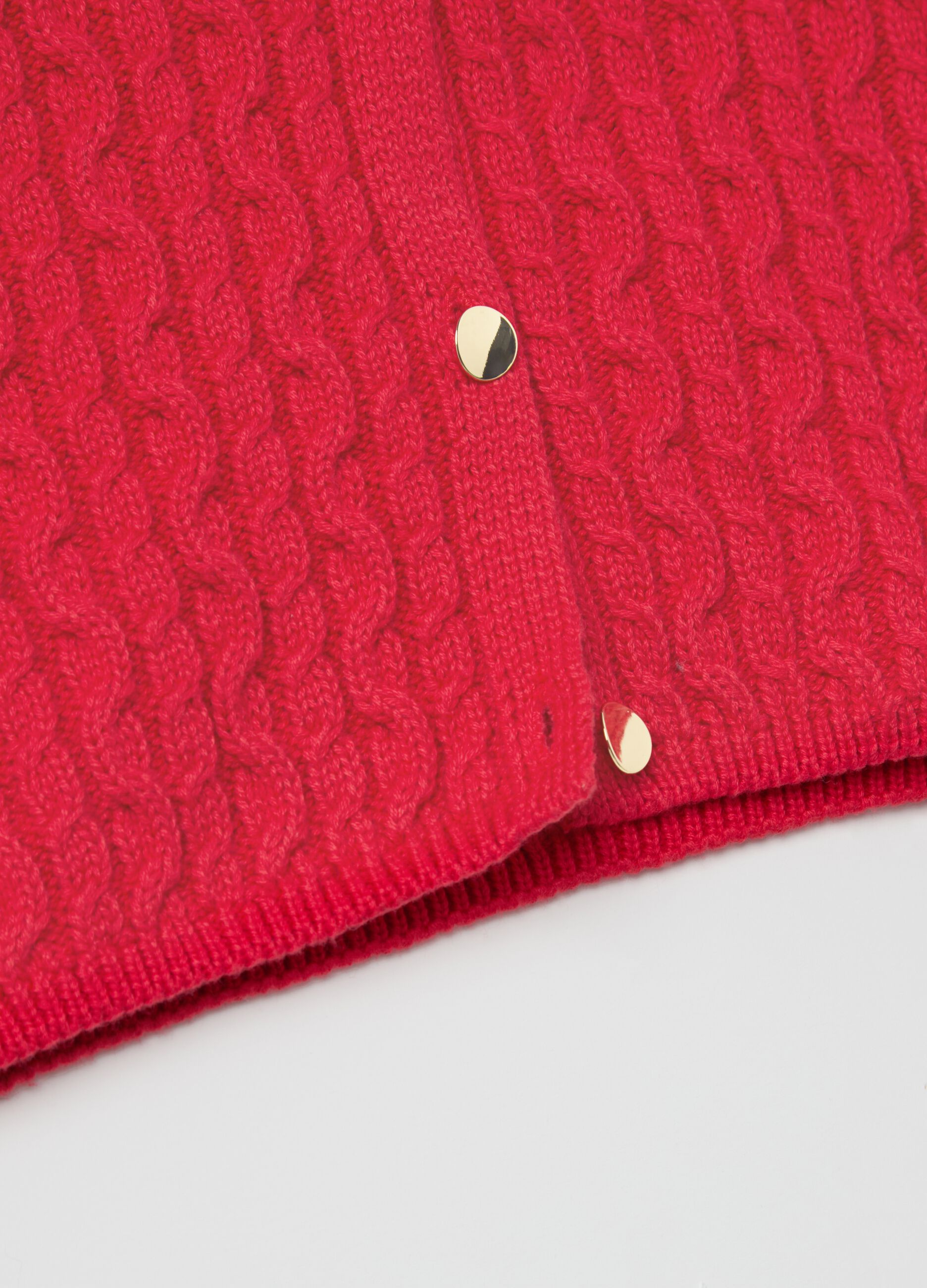 Cable-knit cardigan with golden buttons