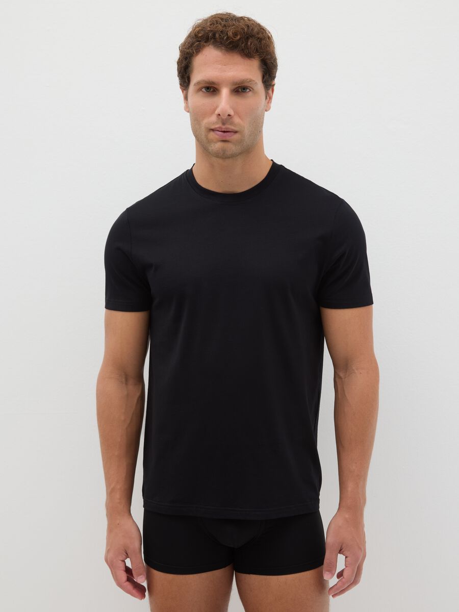 Black pure cotton regular fit T-shirt_0