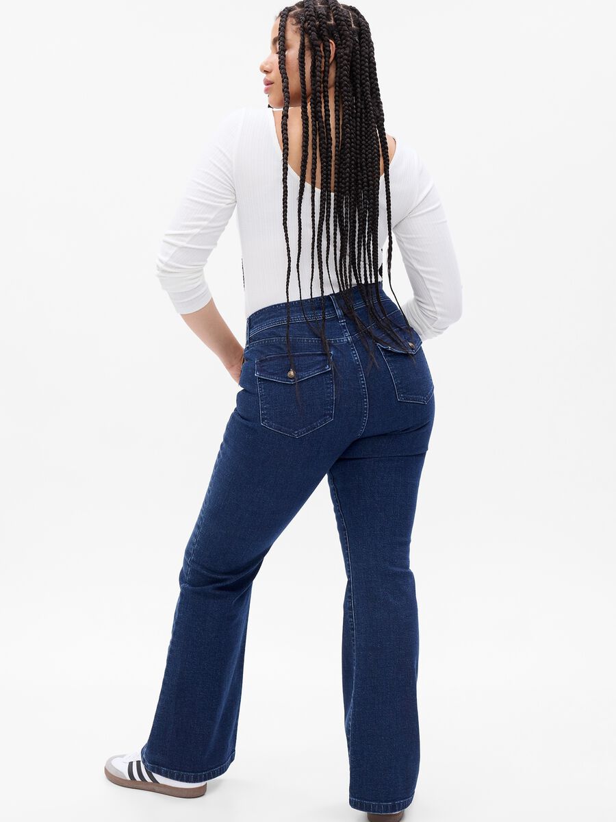 Jeans flare fit a vita alta con bottoni_4