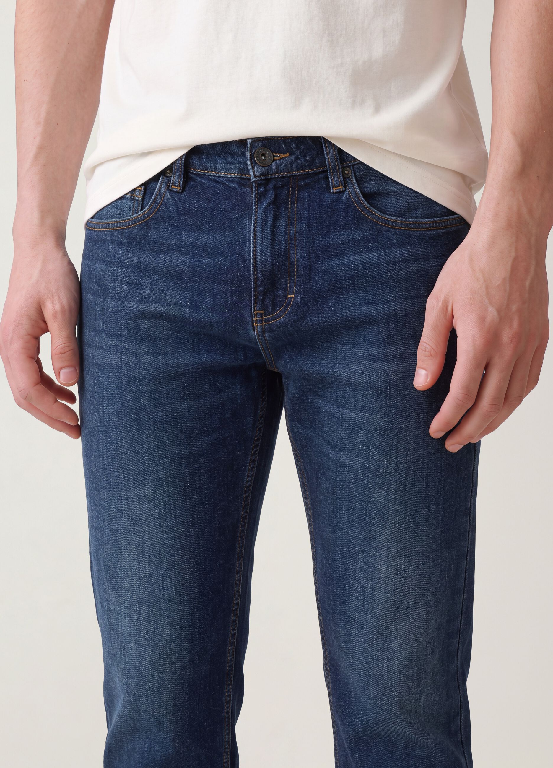 Regular fit denim jeans in pure cotton