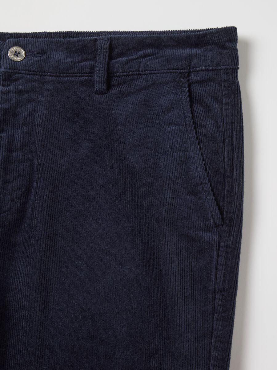 Pantalone chino in corduroy_5
