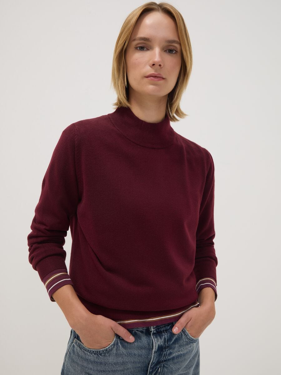 Purple long-sleeved top with high neck, regular fit_1