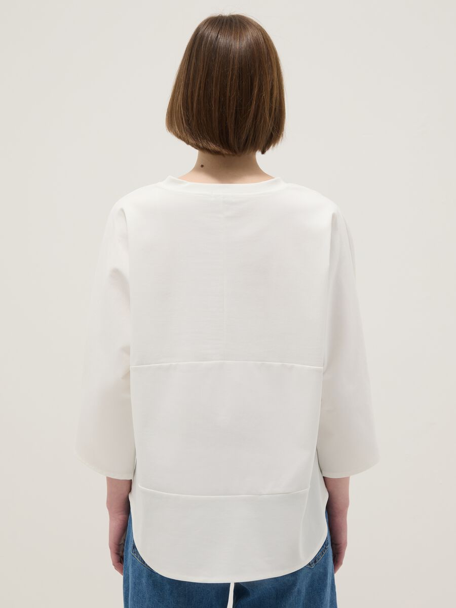 T-shirt in misto cotone elasticizzato bianca regular fit_2