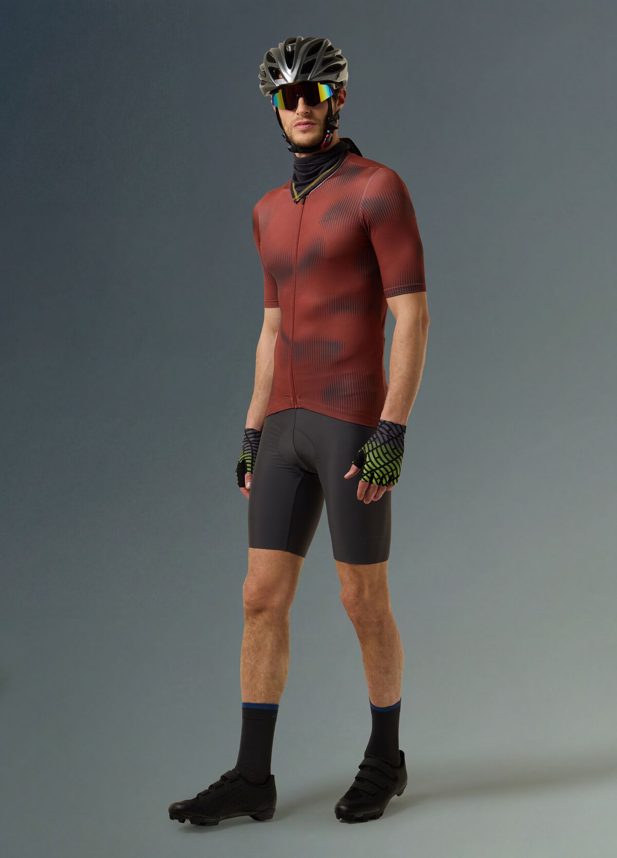 Mavic Maglie Ciclismo Uomo - Essential - nero/bianco Mavic Maglie Ciclismo Uomo - Essential - nero/bianco