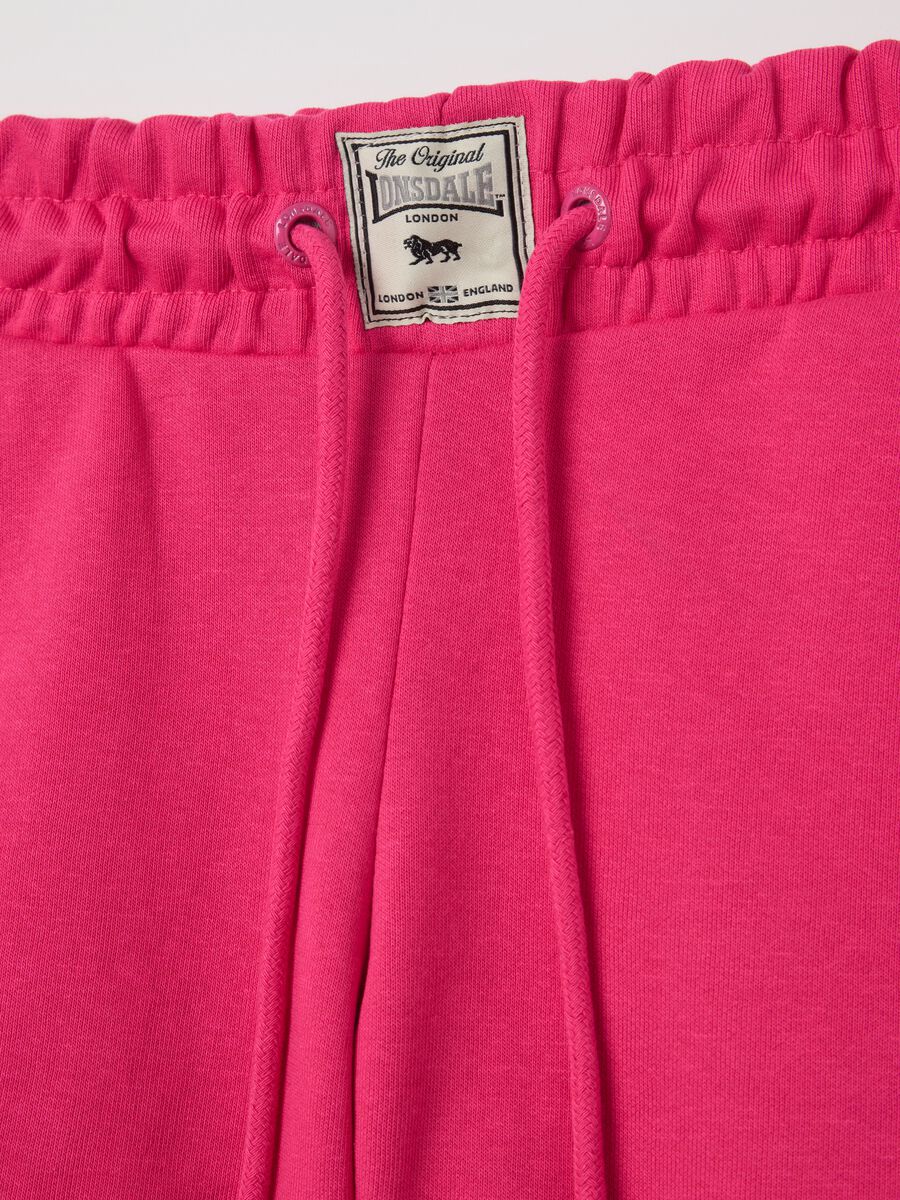 Shorts fuxia con stampa logo_5