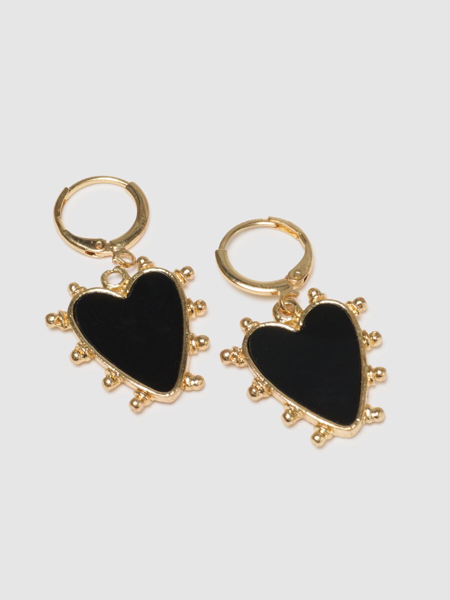 Orecchini in acciaio multicolor a forma di cuore_2