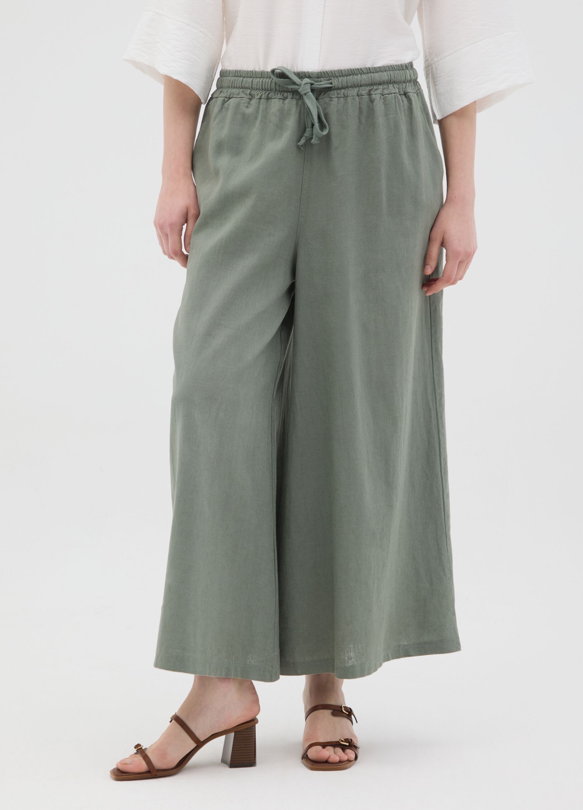 Women's green regular fit palazzo trousers in cotton and linen blend