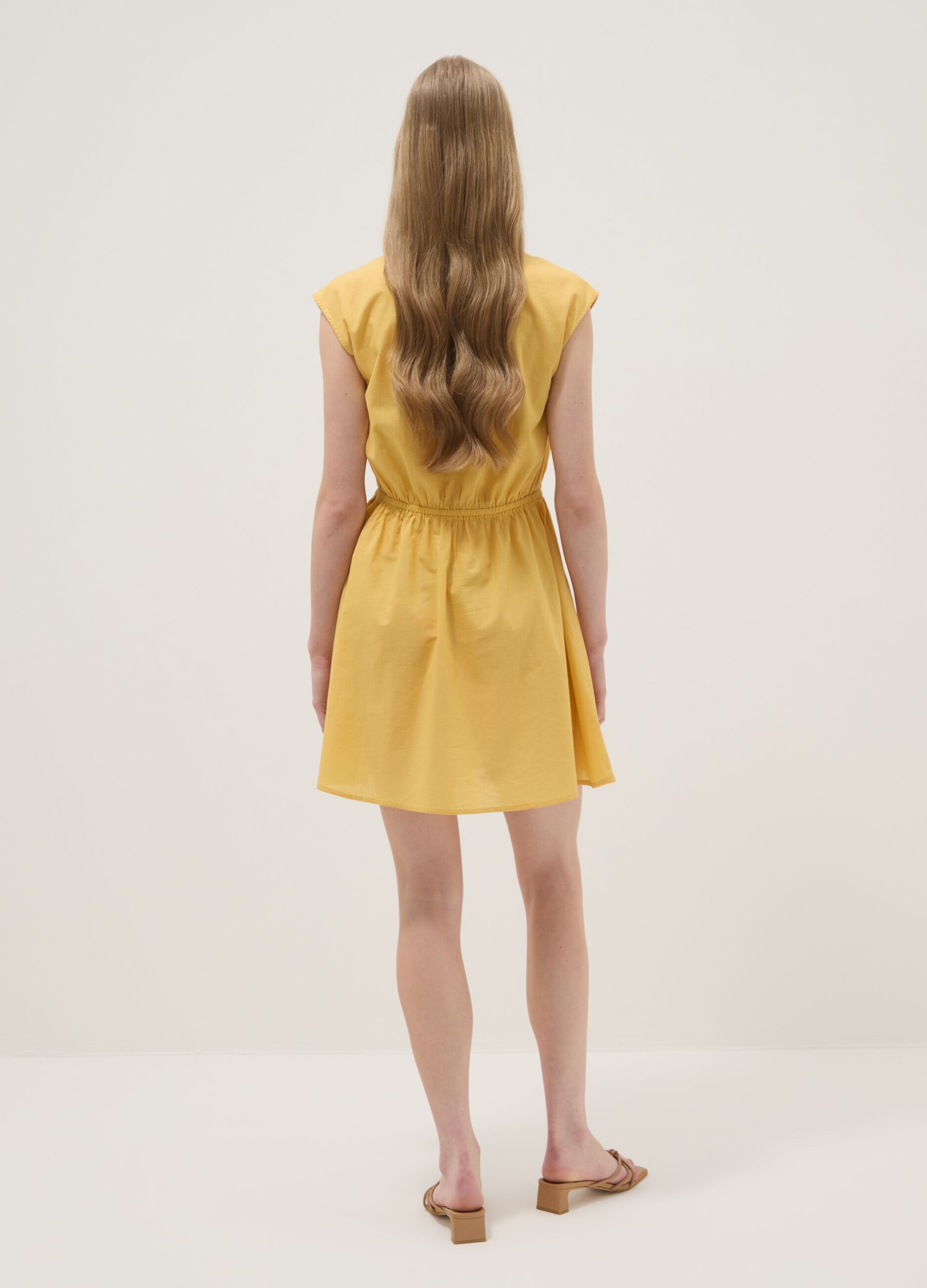 Yellow pure cotton regular-fit dress with V-neck and tie fastening
