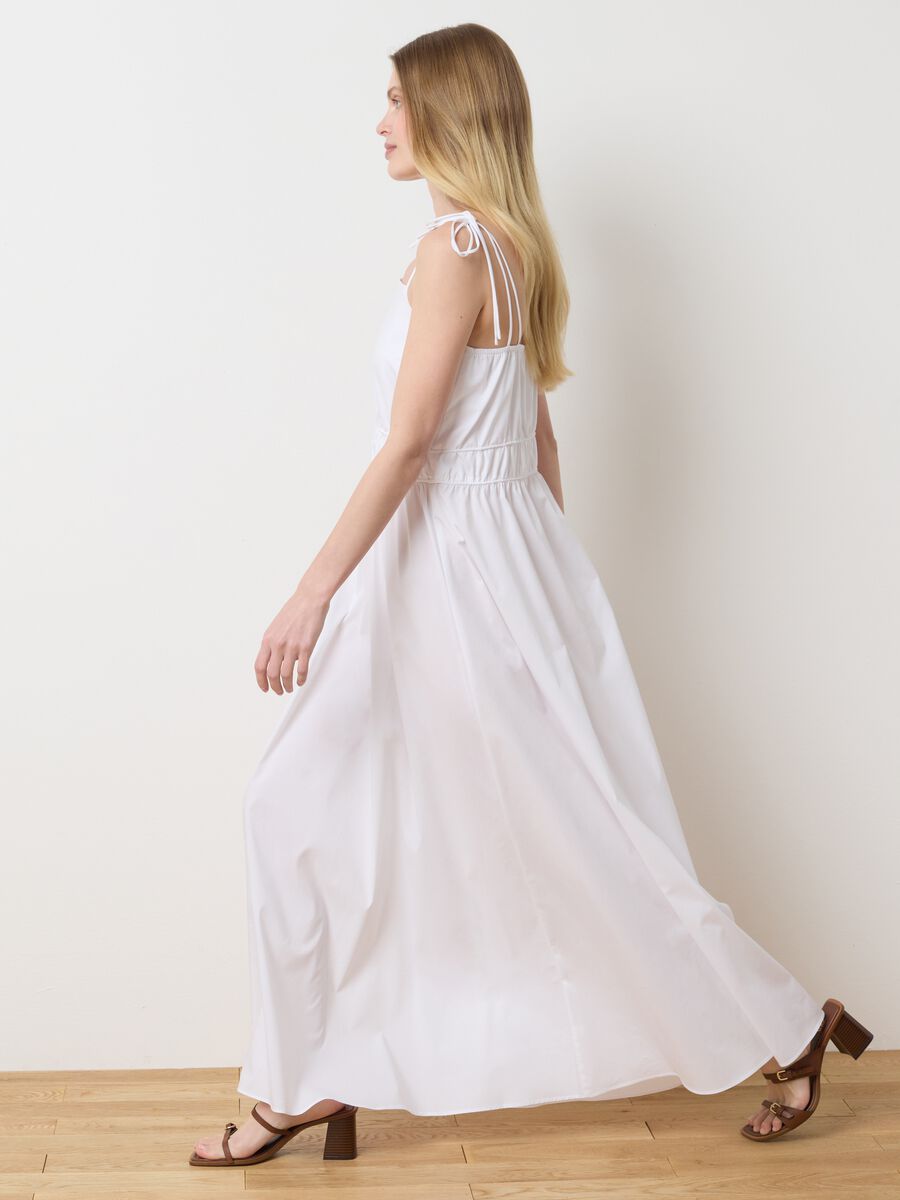 Women's long white cotton blend dress with regular fit and details_1