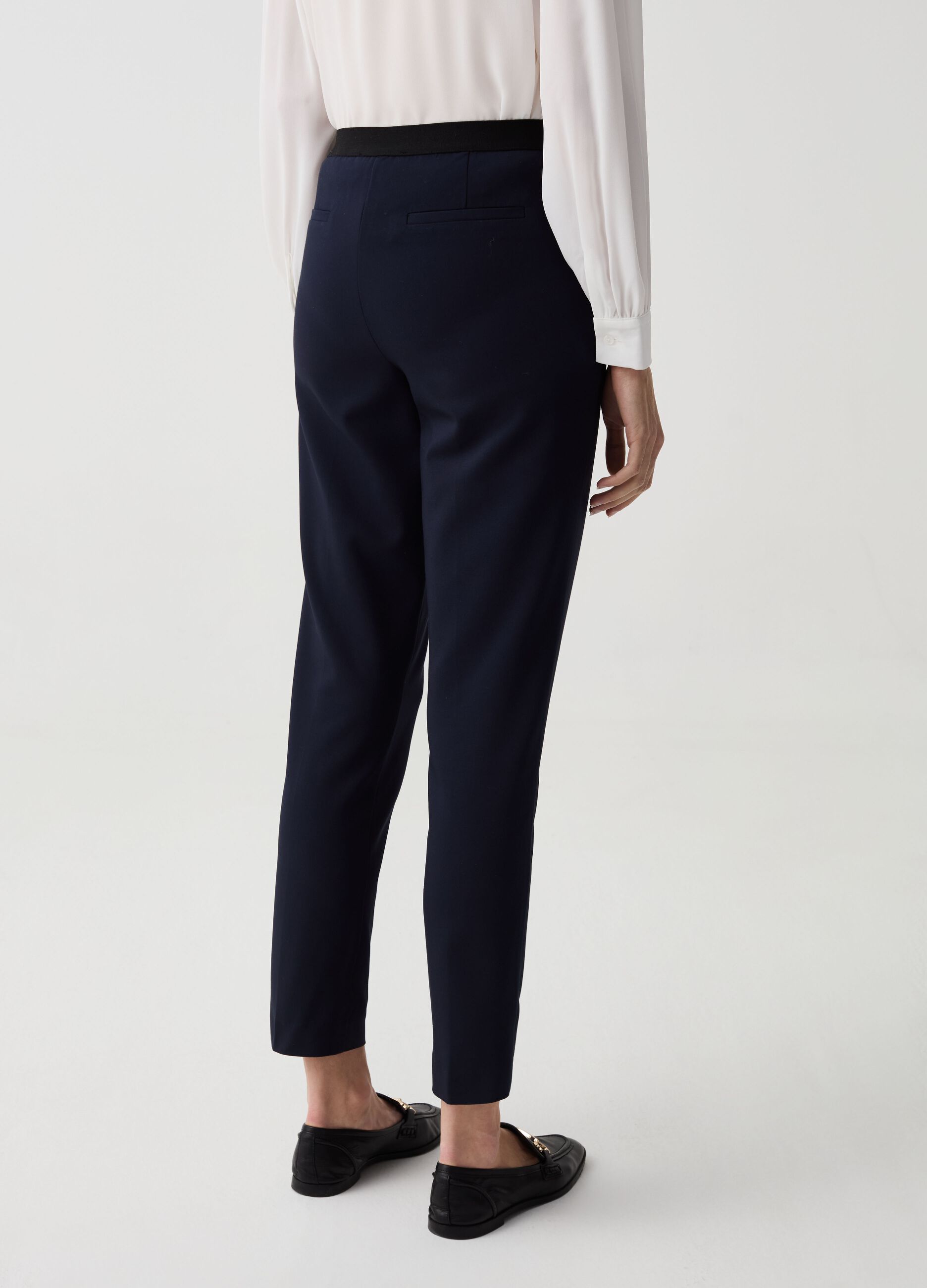 Pantaloni cropped a sigaretta stretch