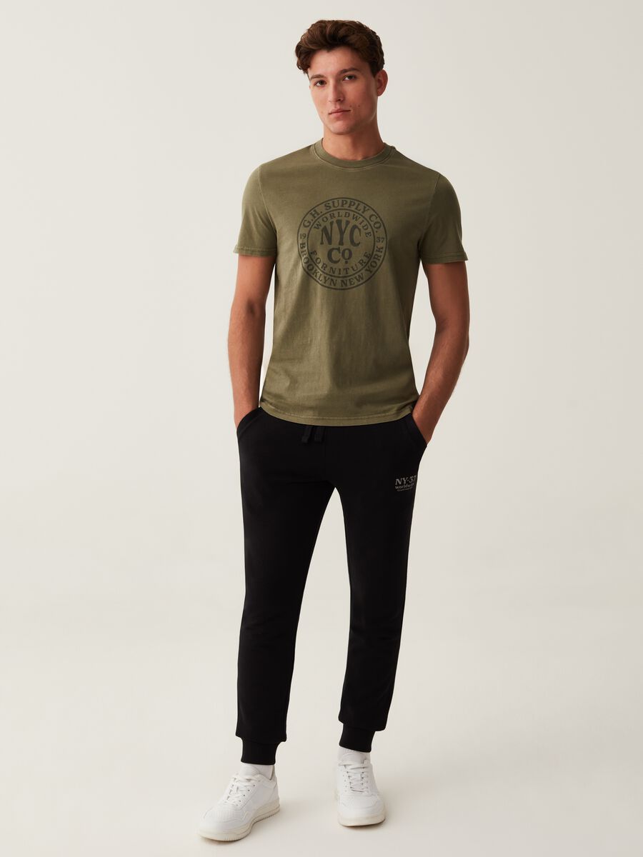 Joggers in felpa con stampa_0