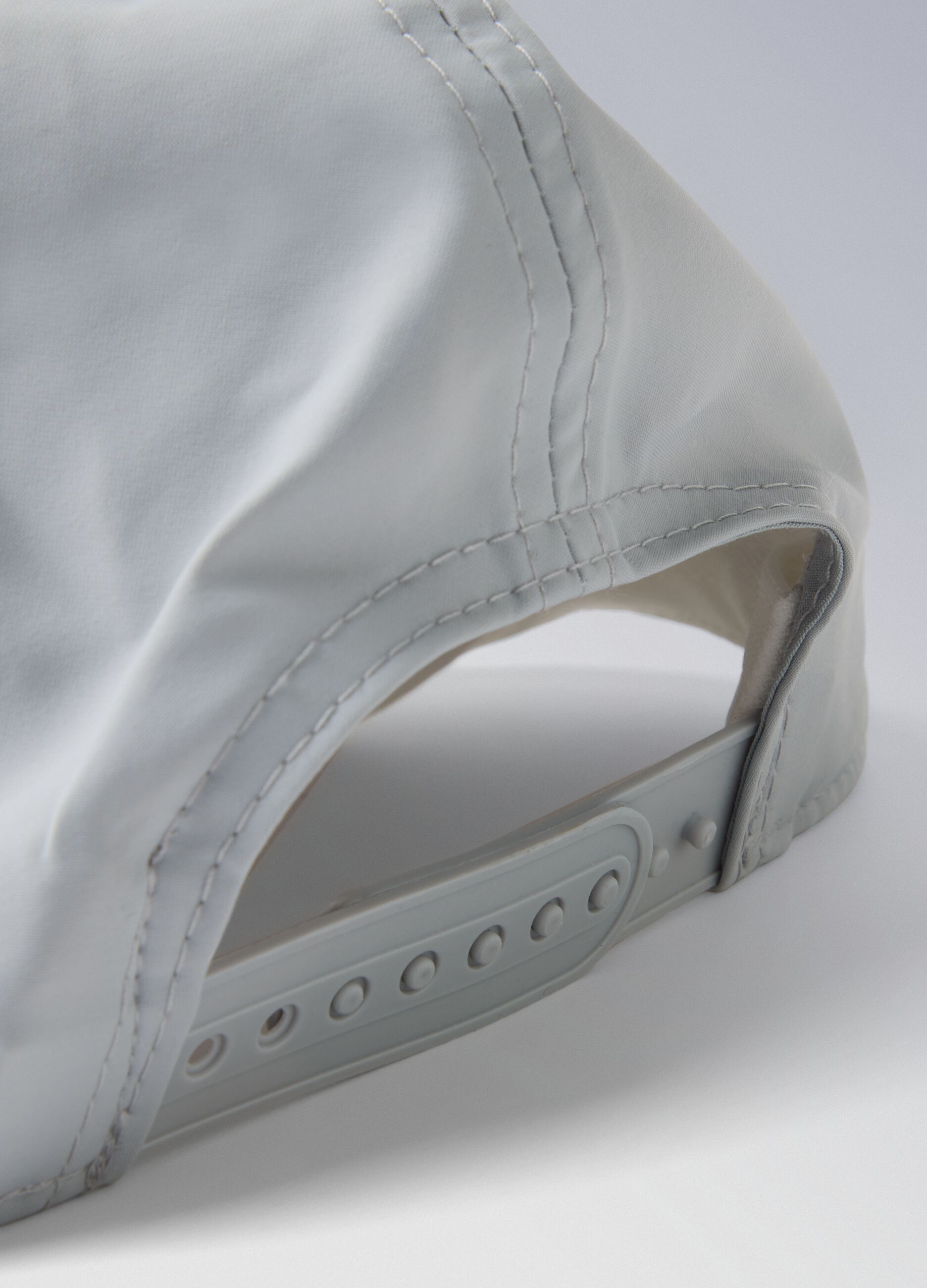 Grey ALTAVIA COURT sports cap in stretch fabric with visor