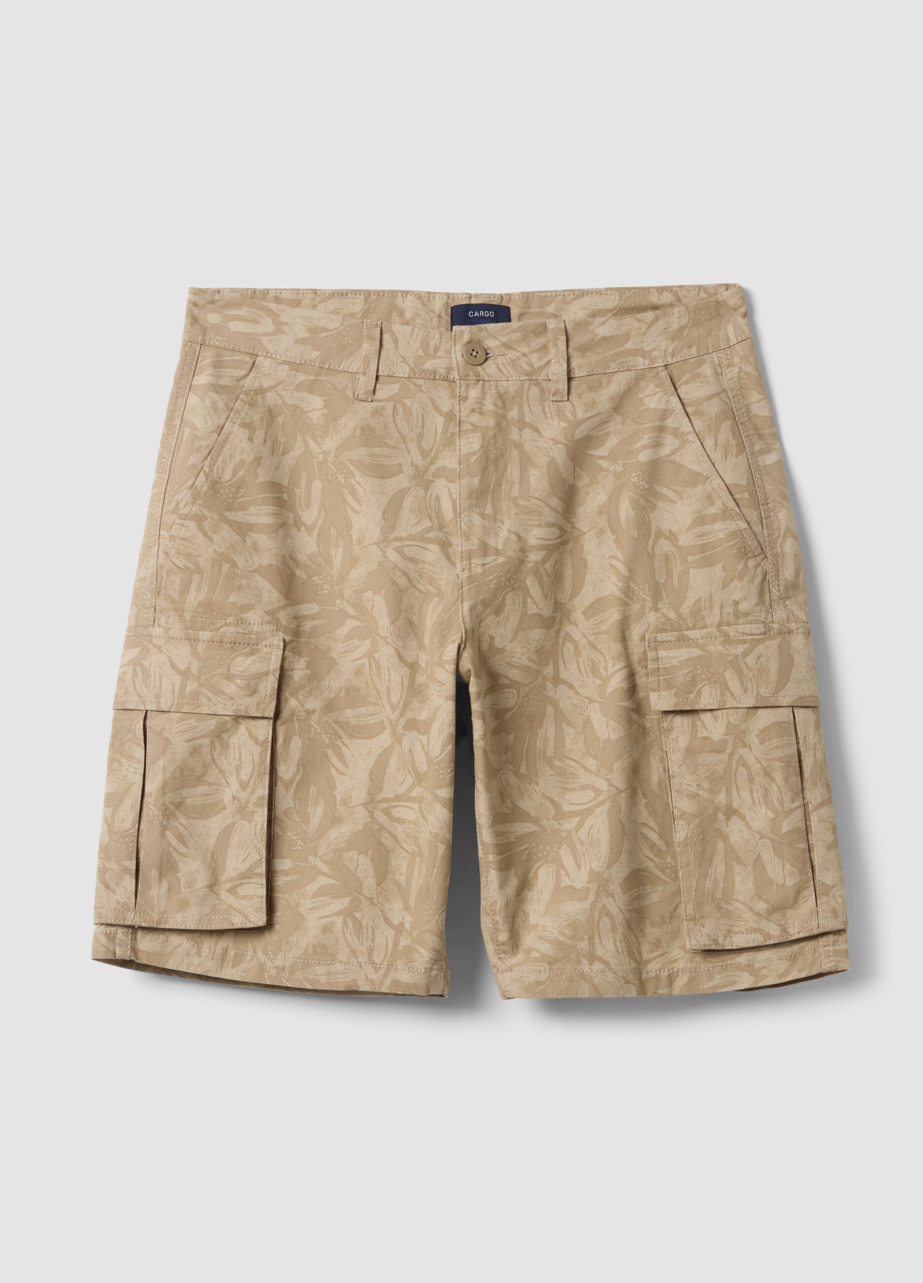 Beige stretch cotton cargo bermuda shorts