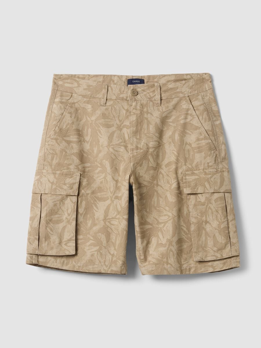 Beige stretch cotton cargo bermuda shorts_4