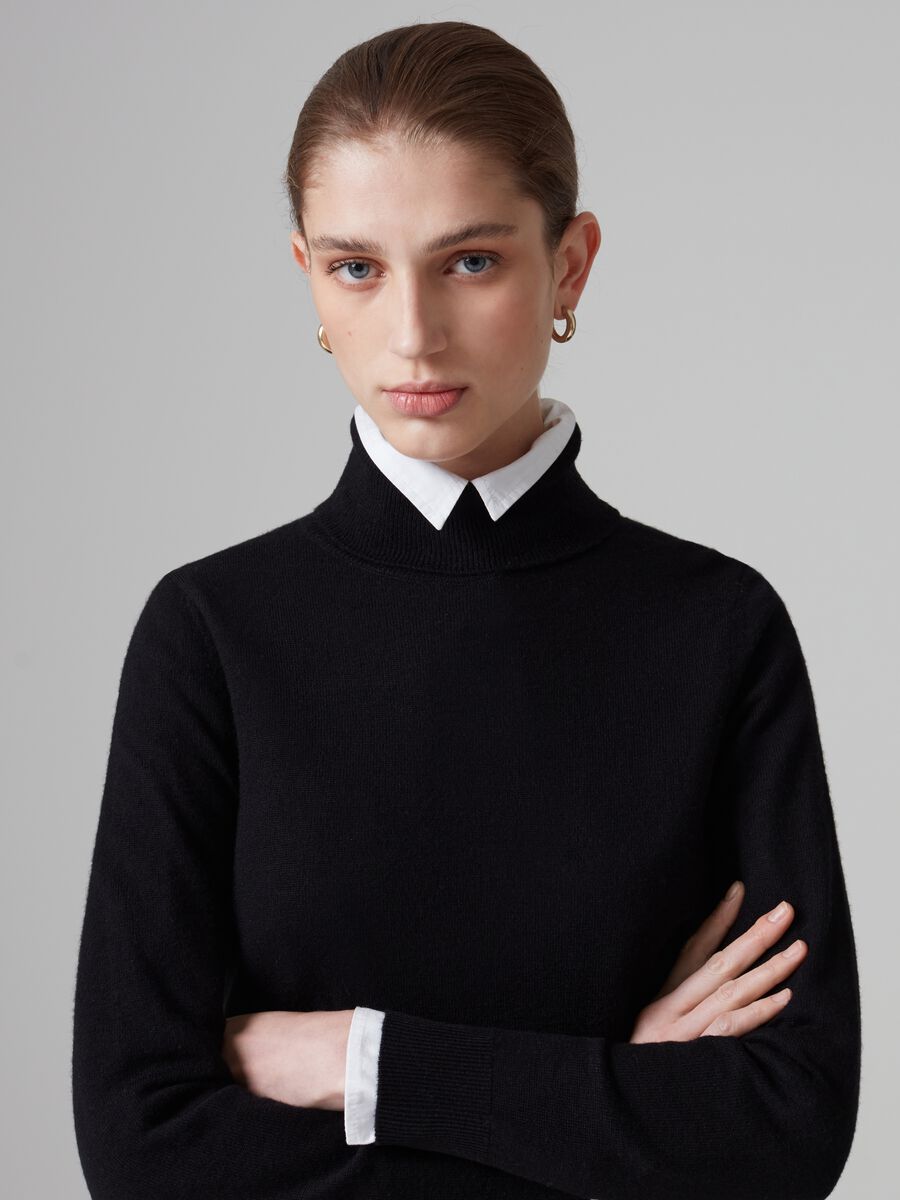 Pullover in lana a collo alto_1