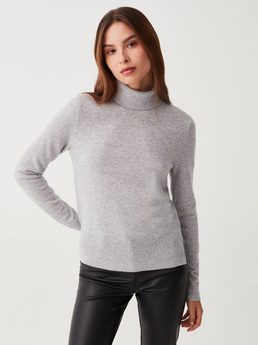 Pullover in cashmere a collo alto_0
