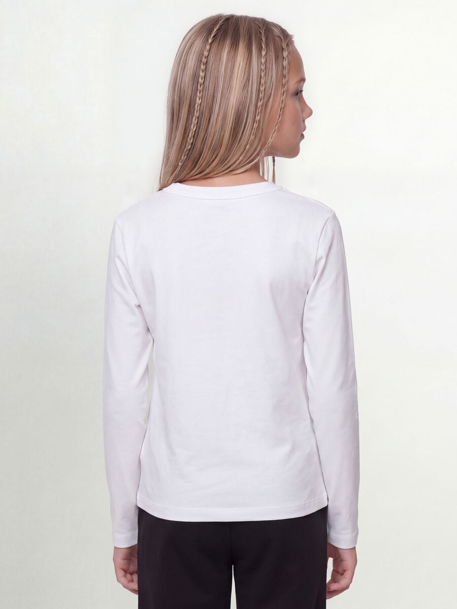 T-shirt bianca in cotone organico e viscosa elasticizzato con collo a costine per ragazza_3