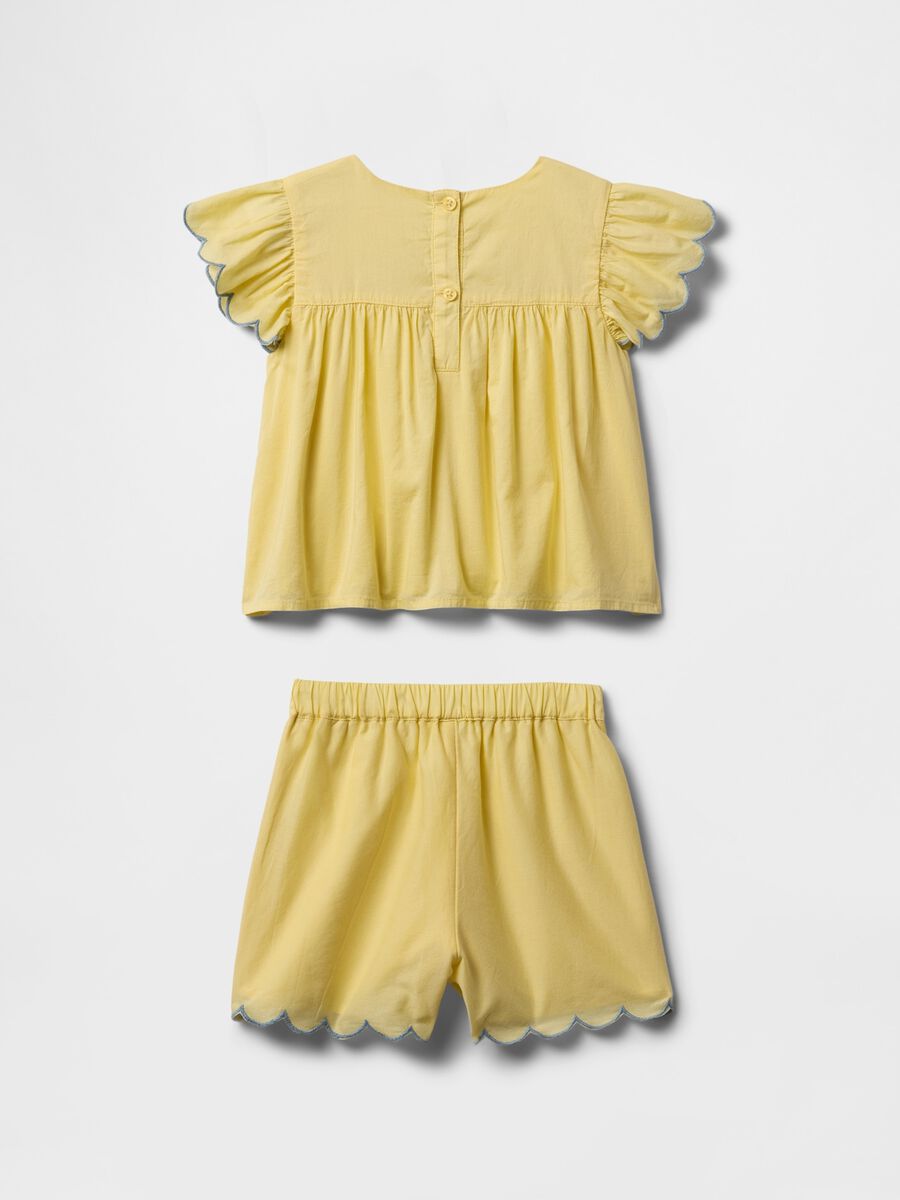 Yellow pure cotton set with floral embroidery GAP Kids_3
